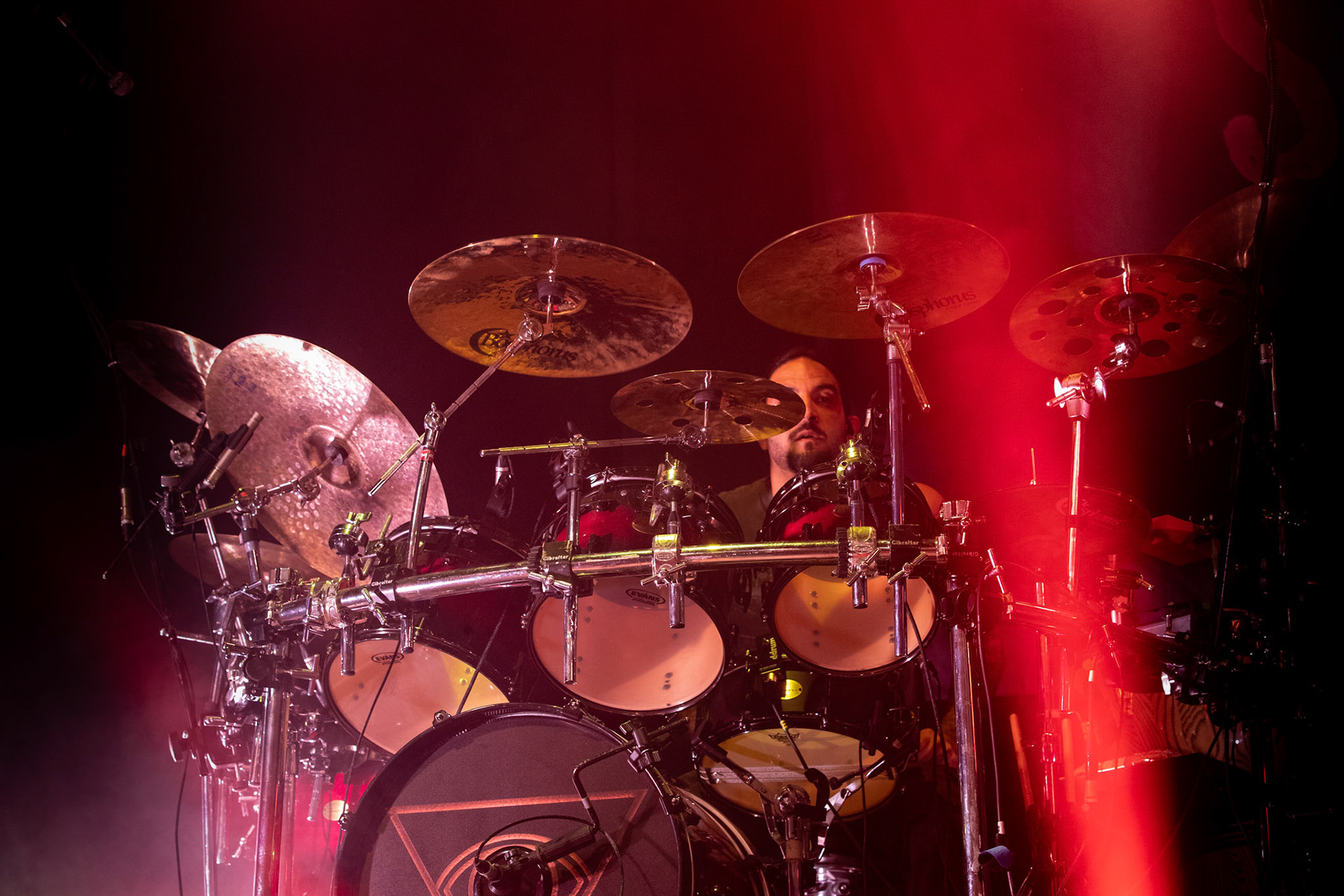 SOEN - Szwecja, rock progresywny, progmetal.  Stefan Stenberg – Bass
Cody Ford – Guitar
Lars Åhlund – Keys, guitar
Joel Ekelöf – Vocals
Martin Lopez – Drums, percussion
Knock Out Productions
Progresja Warszawa. fot. Andrzej Wasilkiewicz/Reporter