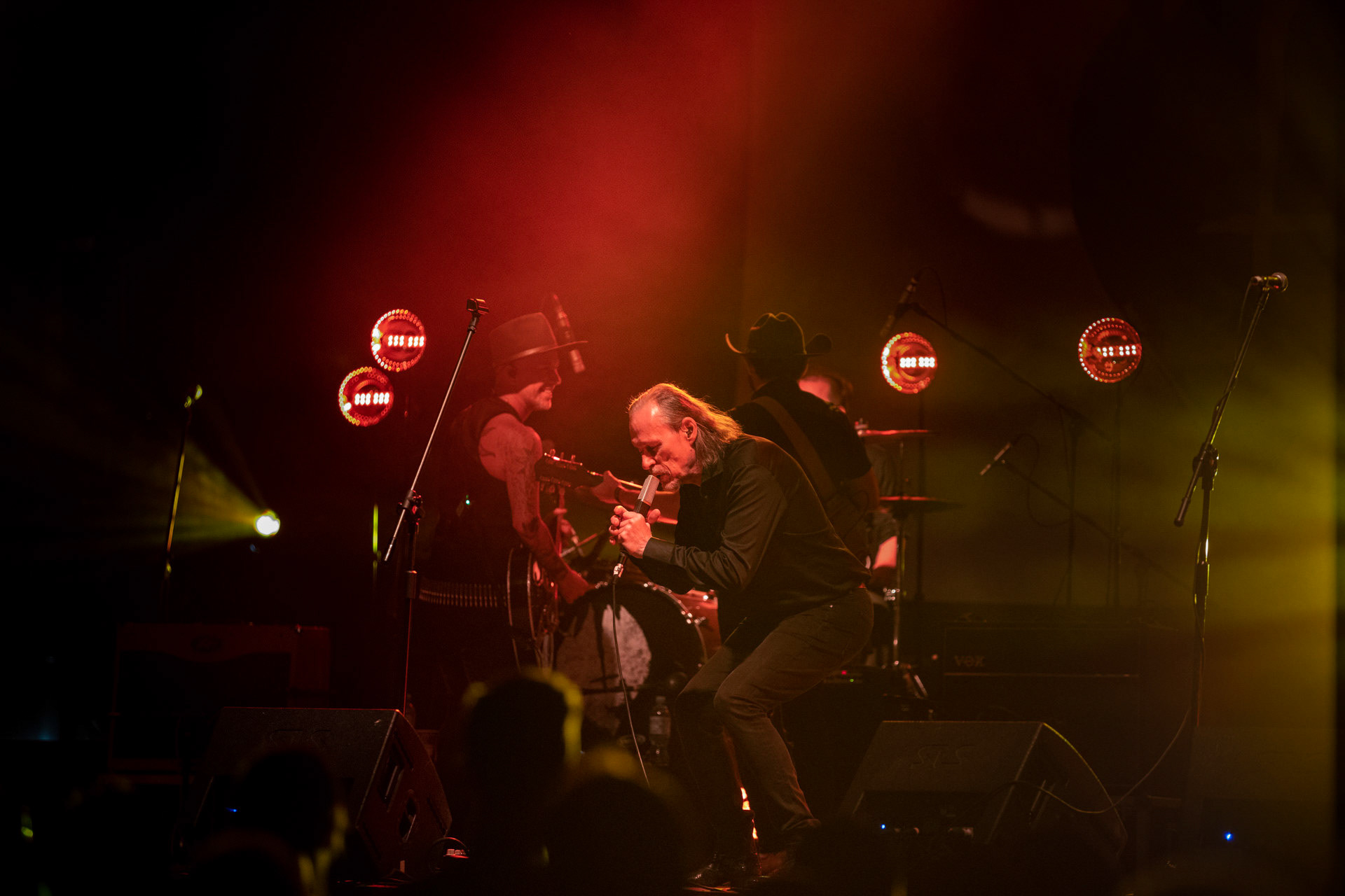 13.08.2021 koncert Me And That Man w Warszawie,Letnia scena Progresji, Gramy do Woli.n/z John Porter - gitara, wokal,Fot. Andrzej Wasilkiewicz/Reporter