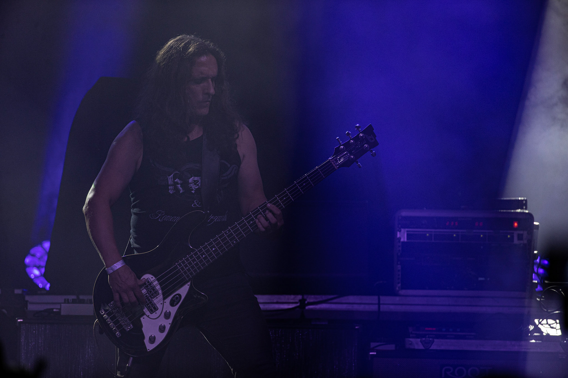 12.09.2021 - KAT i Roman Kostrzewski - koncert "Do zobaczenia w piekle" Wroclaw, Centrum Koncertowe A2.  Michal Laksa – bas,fot. Andrzej kaziq Wasilkiewicz