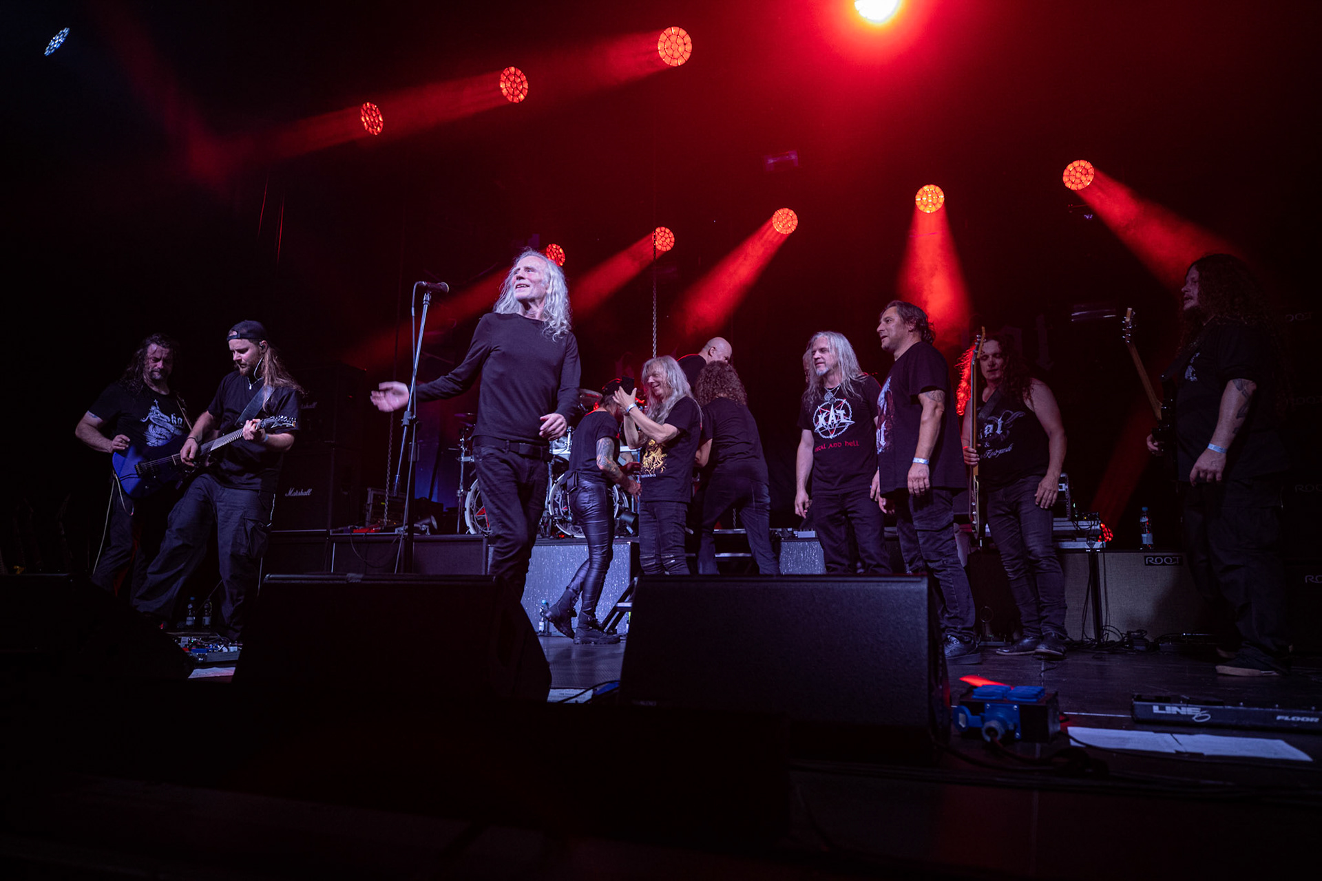 12.09.2021 - KAT i Roman Kostrzewski - koncert "Do zobaczenia w piekle" Wroclaw, Centrum Koncertowe A2.  Roman Kostrzewski – wokalJacek Nowak – perkusjaKrzysztof Pistelok – gitaraJacek Hiro – gitaraMichal Laksa – basGościnnie: Adam „Nergal” Darski (Behemoth)Piotr „Peter” Wiwczarek (Vader),Tomasz „Titus” Pukacki (Acid Drinkers)Adrian „Fred” Frelich (Dragon)Krzysztof „Fazi” Oset (ex-Kat)Piotr „Mancover” Mańkowski (Wolf Spider)Wacław „Vogg” Kiełtyka (Decapitated)Marek „Spider” Pająk (Vader)Jarek „Gronos” Gronowski (Dragon, ex-Kat)Paweł „Baitel” Pasek (Decapitated) Piotr Radecki (ex-Kat &amp; Roman Kostrzewski)fot. Andrzej kaziq Wasilkiewicz