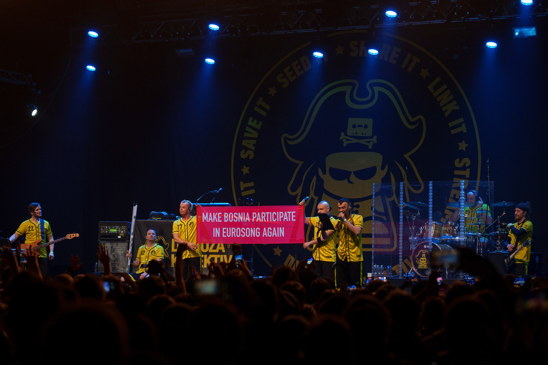 9.02.23 DUBIOZA KOLEKTIV - bosniacka grupa muzyczna, grajaca reggae, dub i rock. - Warszawa Progresja. Winiary Bookings.Fot. Andrzej Wasilkiewicz/Reporter