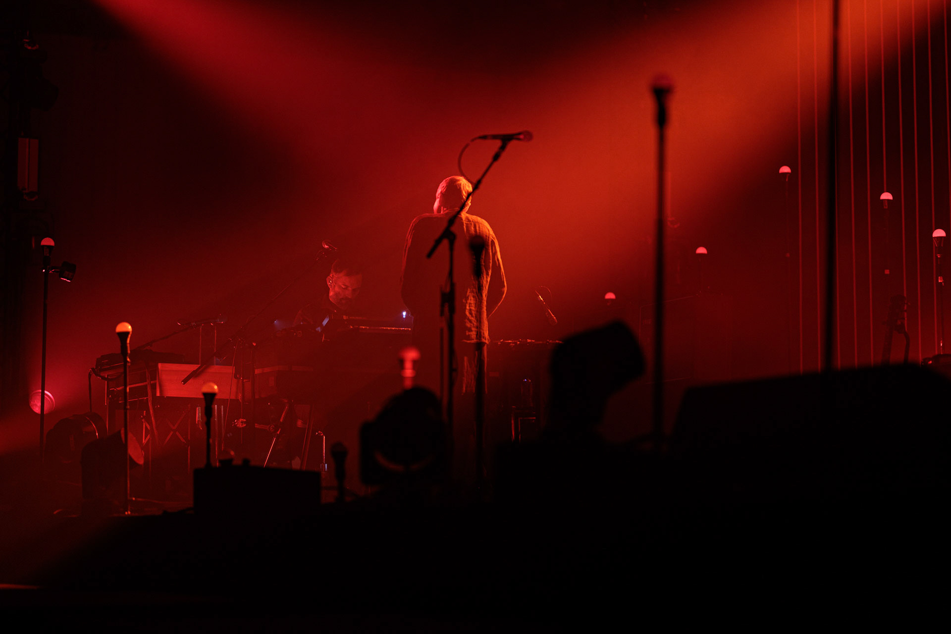 24.10.2022 Sigur Ros - 2022 World tour - Warszawa Expo XXI.Islandzkie trio Sigur Ros powraca po prawie dziesiecioletniej przerwie wraca z albumem Odins Raven Magic oaz zapowiedzia 20th Anniversary Edition.Jon Por Birgisson – wokal, gitara elektryczna,  Georg Holm – gitara basowa, dzwonki, wokal wspierający,Kjartan Sveinsson - instrumenty klawiszowe,Post-rock, Alternative rock, Ambient music,Amazing Music Denmark,Charm Music Poland,fot. Andrzej Wasilkiewicz/Reporter