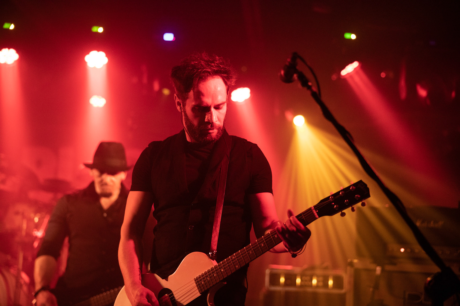 BLACK RIVER – rock, metal, punk, super grupa muzyków BEHEMOTH, DIMMU BORGIR, ROOTWATER, GEISHA GONER, HUNTER, VESANIA, NEOLITHIC.

Maciej Taff – wokal
Piotr „Kay” Wtulich – gitara
Artur „Art” Kempa – gitara
Tomasz „Orion” Wróblewski – bass
Dariusz „Daray” Brzozowski – perkusja
agencja Winiarybookings 
 fot. Andrzej Wasilkiewicz/Reporter