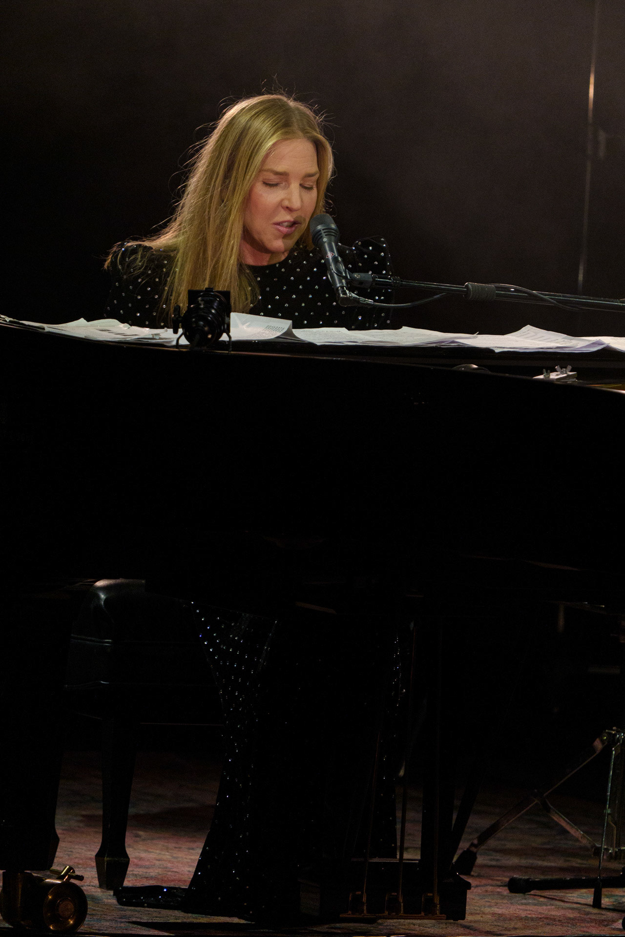 9.05.2023 Kanadyjska ikona jazzu Diana Krall, warszawski koncert na Torwarze. Produkcja Knock Out Productions.fot. Andrzej Wasilkiewicz/kaziq.com