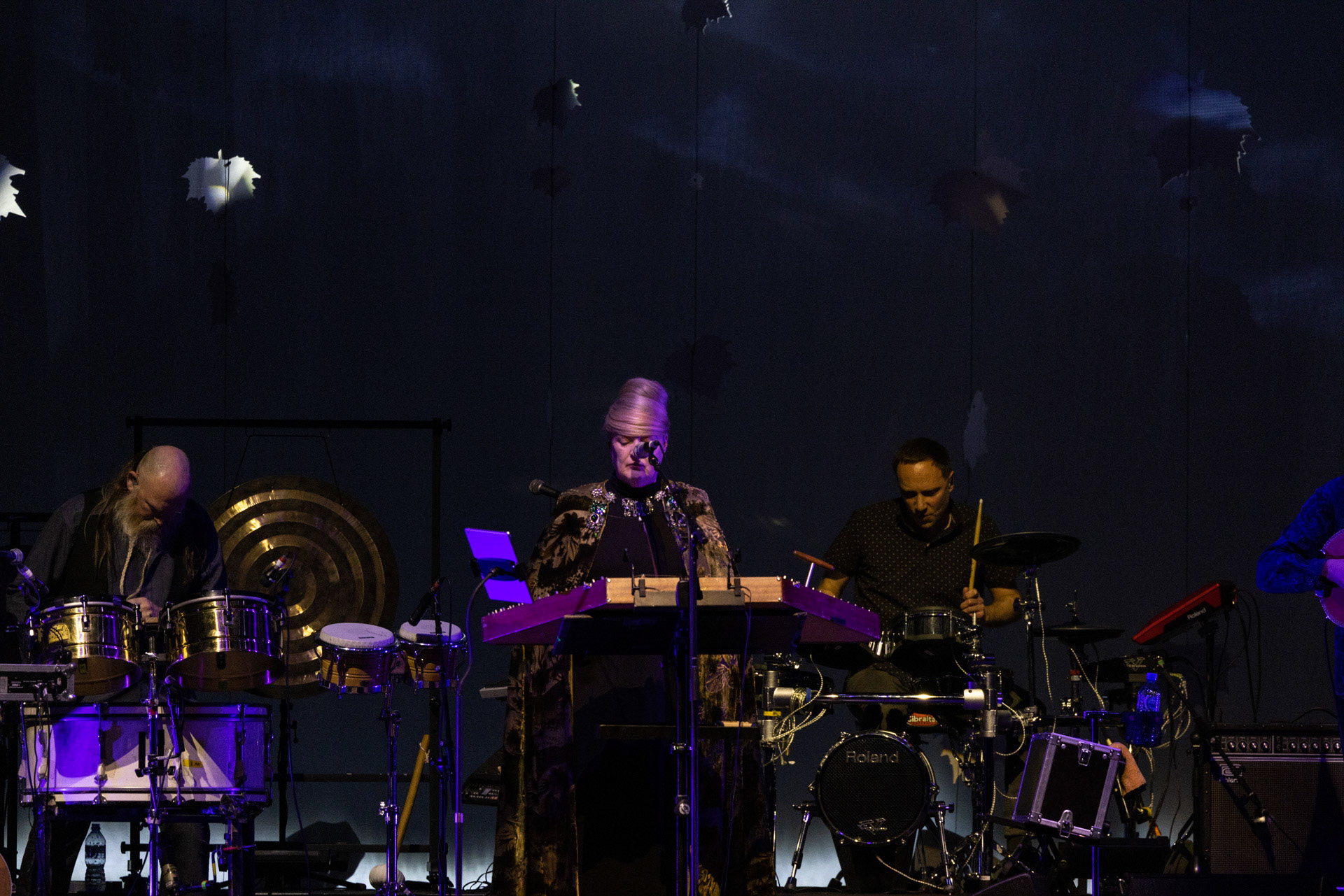 5.05.2022 Dead Can Dance - europejska trasa koncertowa Europa – 2022. Brendan Perry, Lisa Gerrard wraz zespolem w Lodzkiej Atlas Arena. n/z Brendan Perry – vocals, instrumentation, n/z Lisa Gerrard – vocals, instrumentation, Neoclassical, darkwave, ambient,art rock, avantgarde, gothicrock, dream pop, new age, rock alternative, pop alternative, pagan rock, Rock alternative, rock, electronic, folk, experimental. PIAS Recordings. Charm Music. Fot. Andrzej Wasilkiewicz/Reporter