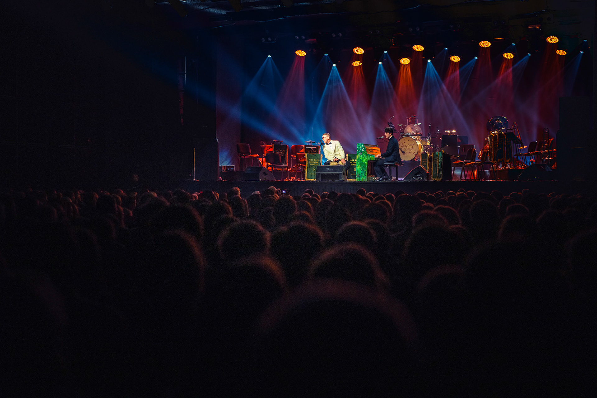 2023.12.13 JAZZ-BAND MLYNARSKI-MASECKI zespol grajacy przedwojenny polski jazz. Warszawa, Klub Stodola, fot. Andrzej Wasilkiewicz/REPORTER