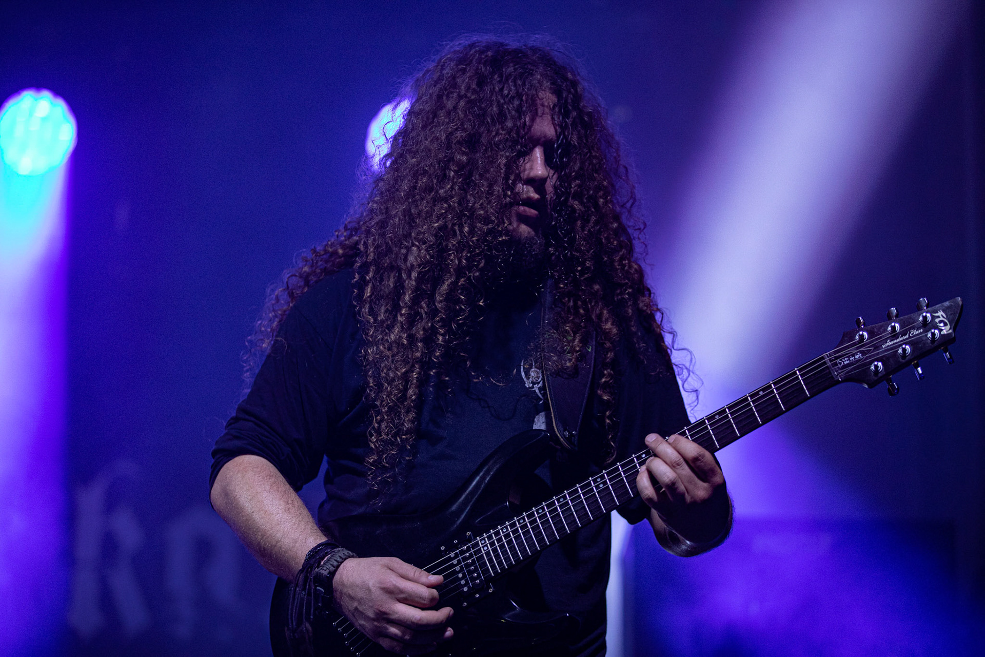 12.09.2021 - KAT i Roman Kostrzewski - koncert "Do zobaczenia w piekle" Wroclaw, Centrum Koncertowe A2.  Jacek Hiro – gitara,fot. Andrzej kaziq Wasilkiewicz