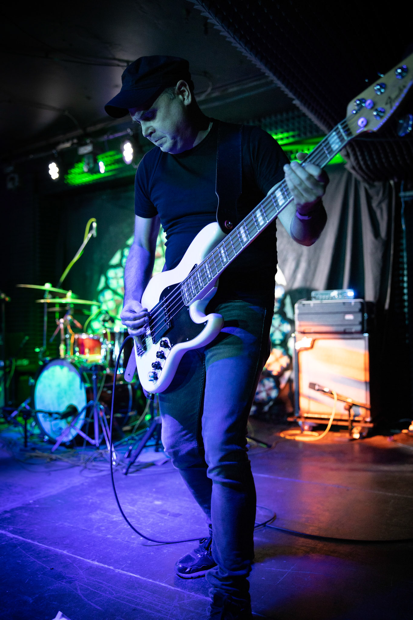 Armia - punk rock, hardcore,
Tomasz Budzyński - głos,
Stanisław Budzyński - gitara,
Jakub Bartoszewski - waltornia, instrumenty klawiszowe,
Amadeusz Kaźmierczak - perkusja,
Darek Budkiewicz - gitara basowa,
fot. Andrzej kaziq Wasilkiewicz