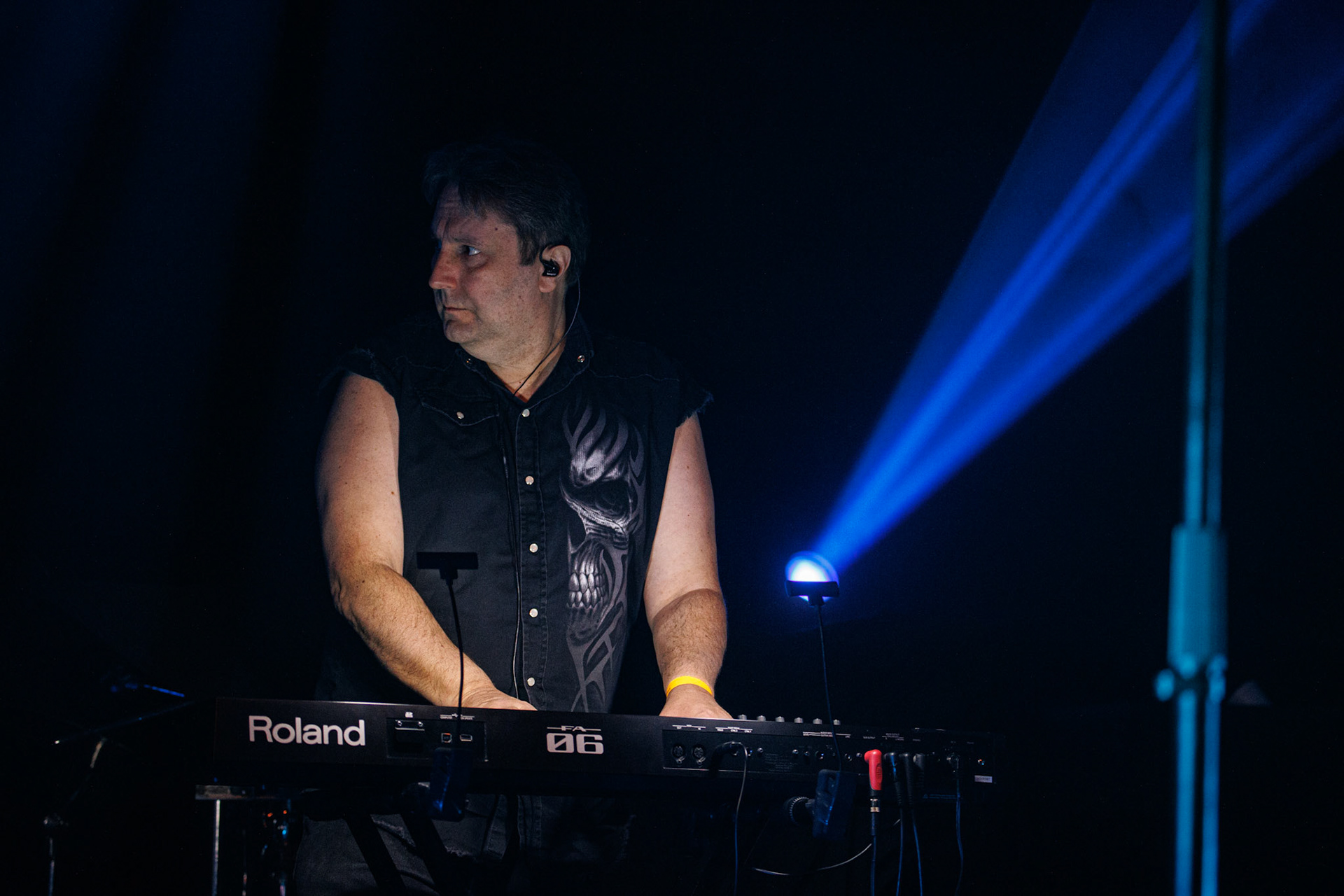 Closterkeller- koncert dla Ukrainy. WarszawaProgresja Anja Orthodox - wokal,Michał „Rollo” Rollinger – instrumenty klawiszowe, Adam Najman – perkusja,Michał Jarominek – gitara,Krzysztof Najman – gitara basowa,fot. Andrzej Wasilkiewicz/Reporter