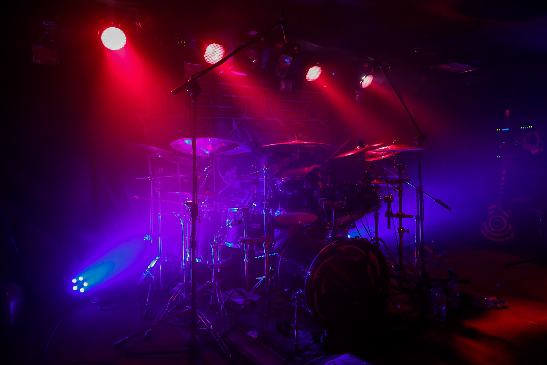 Tester Gier - Rybnik, Polska,
Crossover Thrash, Techniczny Punk Rock, hardcore,