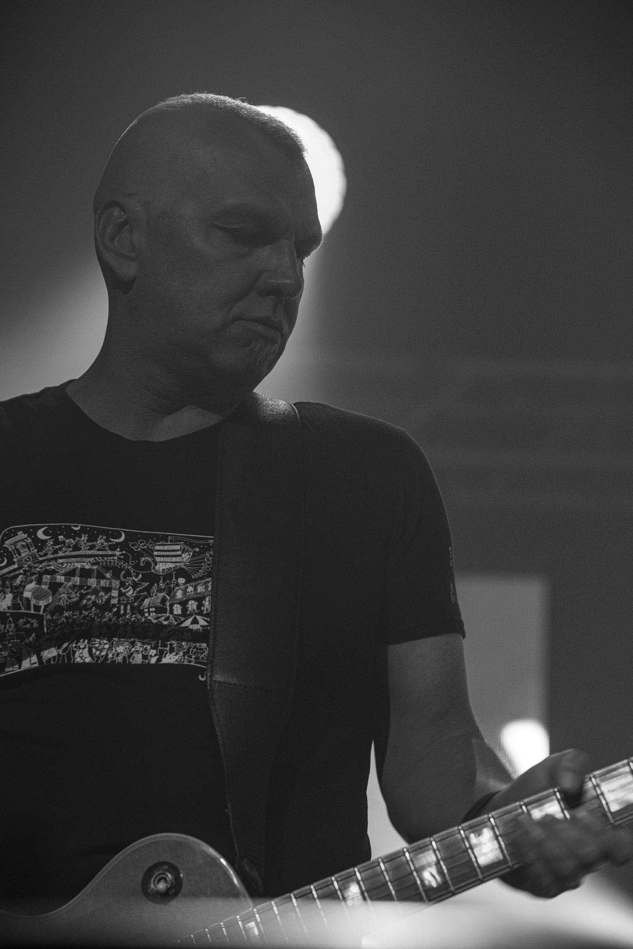 KULT - koncert Pomaranczowa Trasa 2021 - Warszawa Stodoła. 29 pazdziernika 2021. Wojciech Jablonski gitara, Rock, rock progresywny, rock alternatywny, punk, nowa fala, polski rock.fot. Andrzej kaziq Wasilkiewicz/Reporter