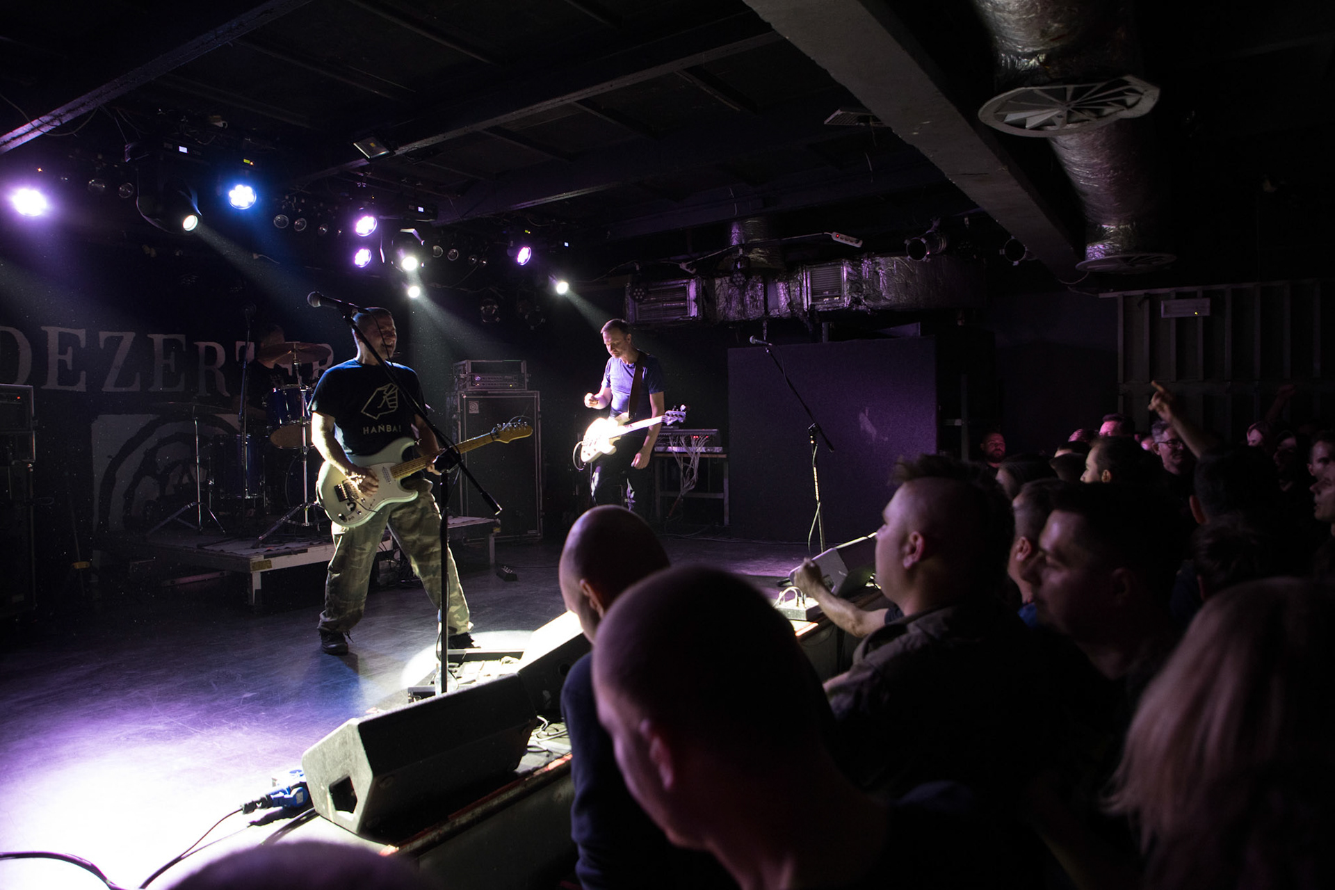 9.12.2017r Dezerter koncert Proxima, Robert Robal Matera gitara, wokal, Krzysztof Grabowski perkusja , Jacek Chrzanowski gitara basowa fot. Andrzej Wasilkiewicz/Reporter