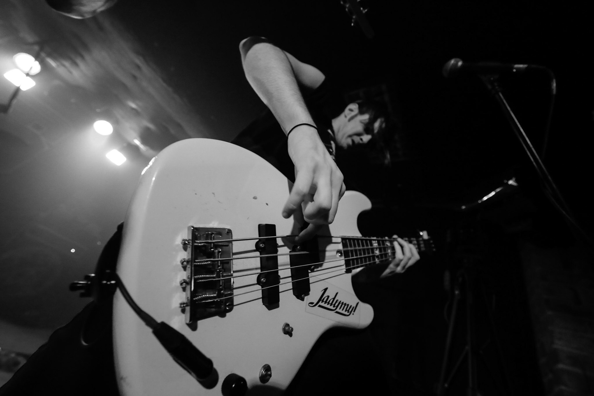 Tester Gier - Rybnik, Polska,
Crossover Thrash, Techniczny Punk Rock, hardcore,