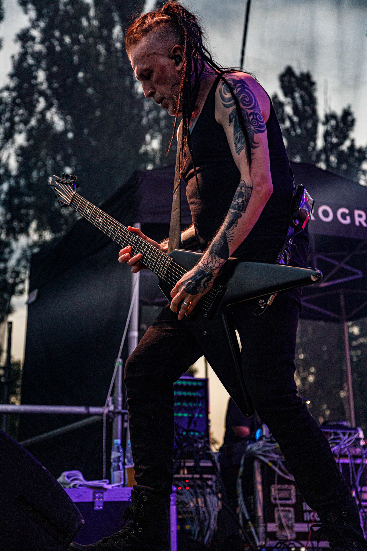 22.07.2022 Paradise Lost - warszawski koncert na letniej scenie klubu Progresja.Knock Out Production, Nuclear Blast, n/z Nick Holmes – wokal,n/z Gregor Mackintosh – gitara prowadząca,n/z Aaron Aedy – gitara rytmiczna,n/z Steve Edmondson – gitara basowa,n/z Waltteri Vayrynen – perkusja,Produkcja Knock Out Productions,Fot. Andrzej Wasilkiewicz/Reporter