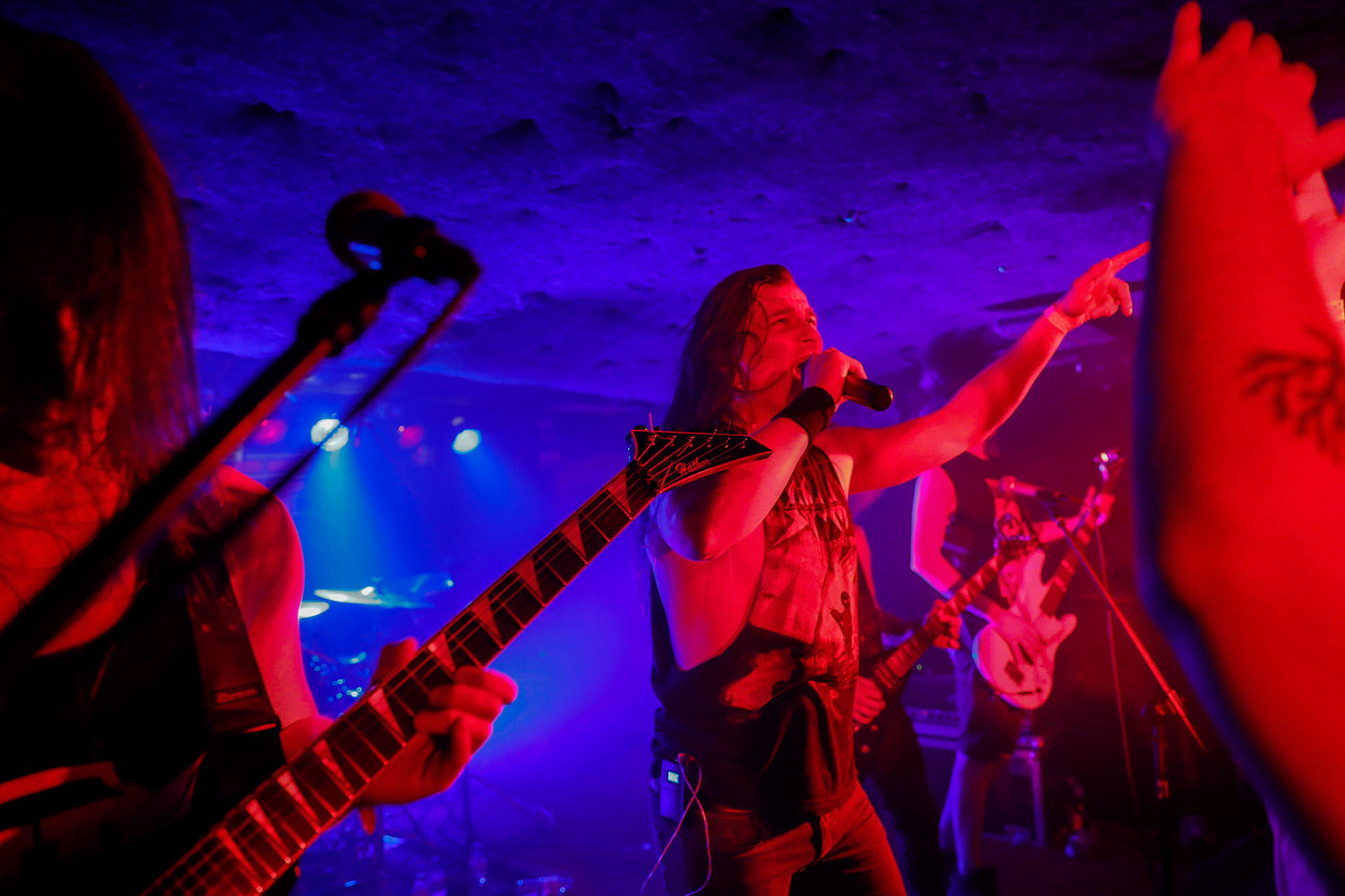 Tester Gier - Rybnik, Polska,
Crossover Thrash, Techniczny Punk Rock, hardcore,