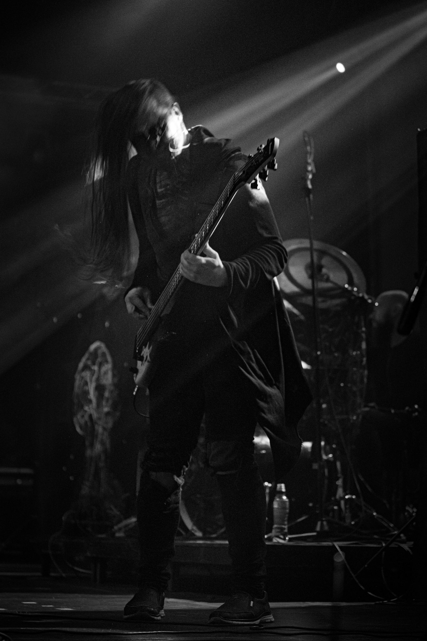 15.12.2019 koncert norweskiego zespołu Dødheimsgard, Merry Christless 2019, Warszawa Klub Progresja,
zespół Vicotnika - Yusaf Parvez, alternatywny metal, industrial metal,
n/z Lars-Emil Måløy - gitara basowa,
New Aeon Musick, Knock Out Productions
fot. Andrzej Wasilkiewicz/REPORTER