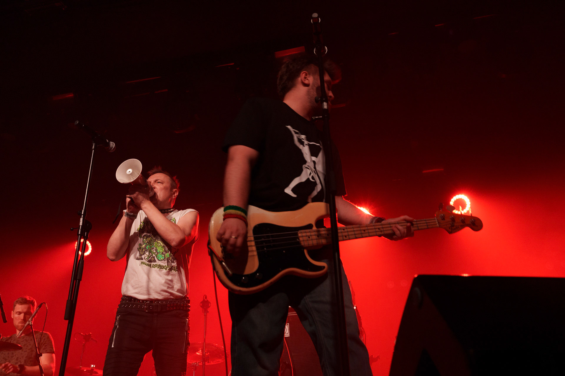 4.11.2022 TZN Xenna - warszawska grupa punkrockowa, wystapila przed KULTem w Warszawie, Klub Stodola,fot. Andrzej Wasilkiewicz/Reporter