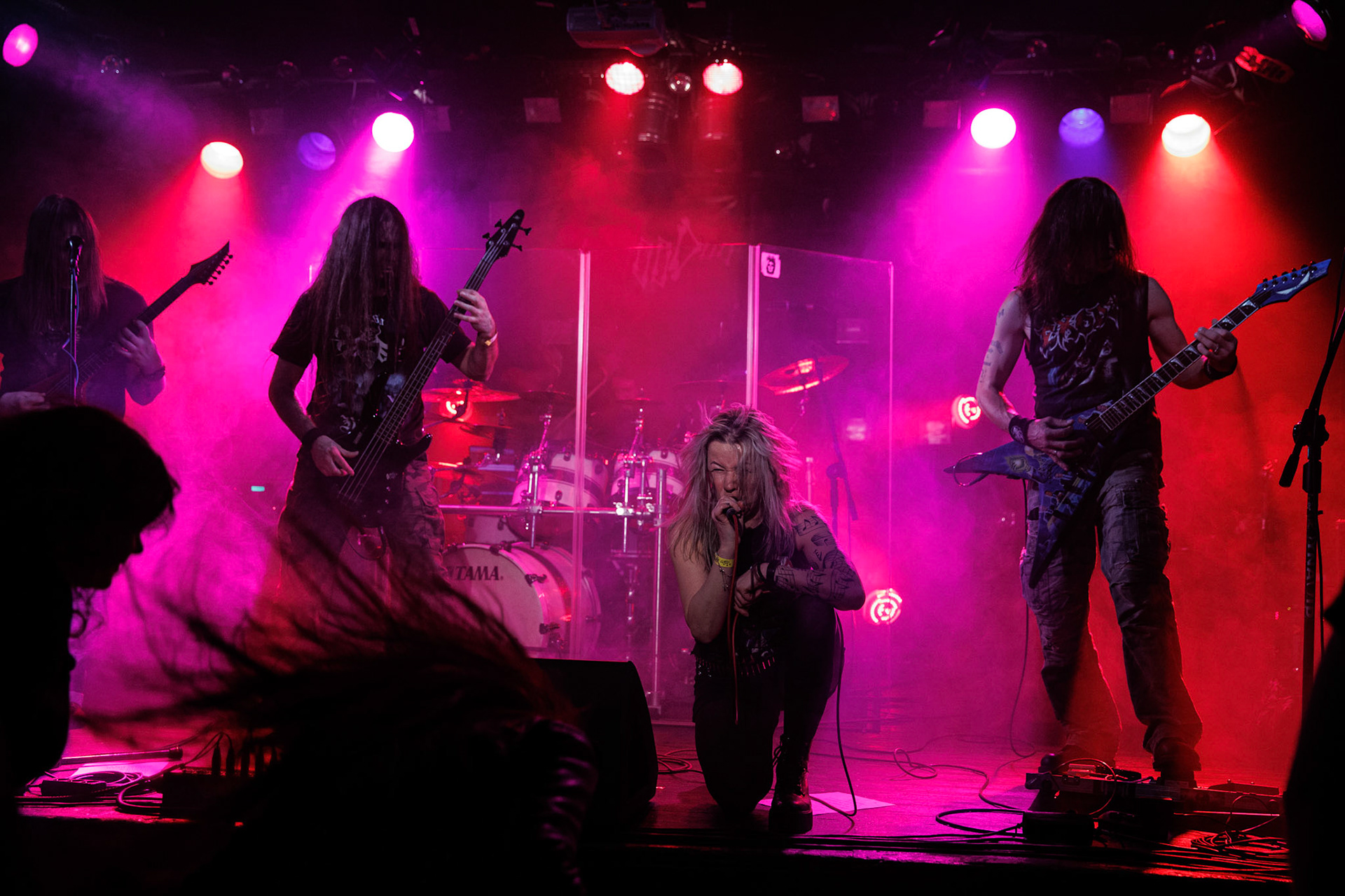 War-Saw - thrashmetal.Koncert Czwarta Fala MMXXII klub VooDoo Warszawa.n/z Marek Agnostic Molenda - gitara,n/z Tomek Zyclon Weglewski - bas,n/z Pawel Abaddon Rekowski - gitara,n/z Sylwia Papierska - wokal,n/z Pawel Pawulon Jaroszewicz - drums,Fot. Andrzej Wasilkiewicz/kaziq.com