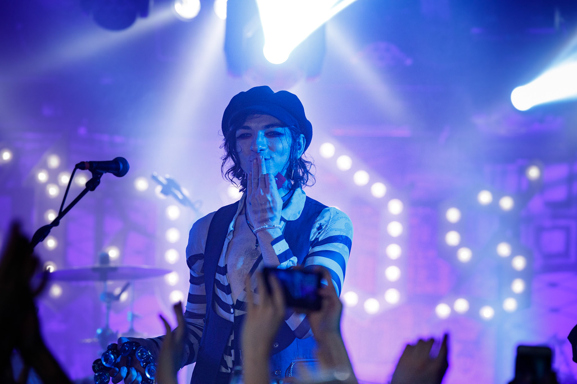 PALAYE ROYALE
The Bastards World Tour 2020: Europe.
Palaye Royal - Kanadyjski Fashion Art Rock Band,
nz. Remington Leith – Vocals,
nz. Sebastian Danzig – Guitar/Organ,
nz. Emerson Barrett - Drums,
Koncert w warszawskiej Proximie 10.03.2020
Sumerian Records, WiniaryBookings,
fot. Andrzej Wasilkiewicz/kaziq.com