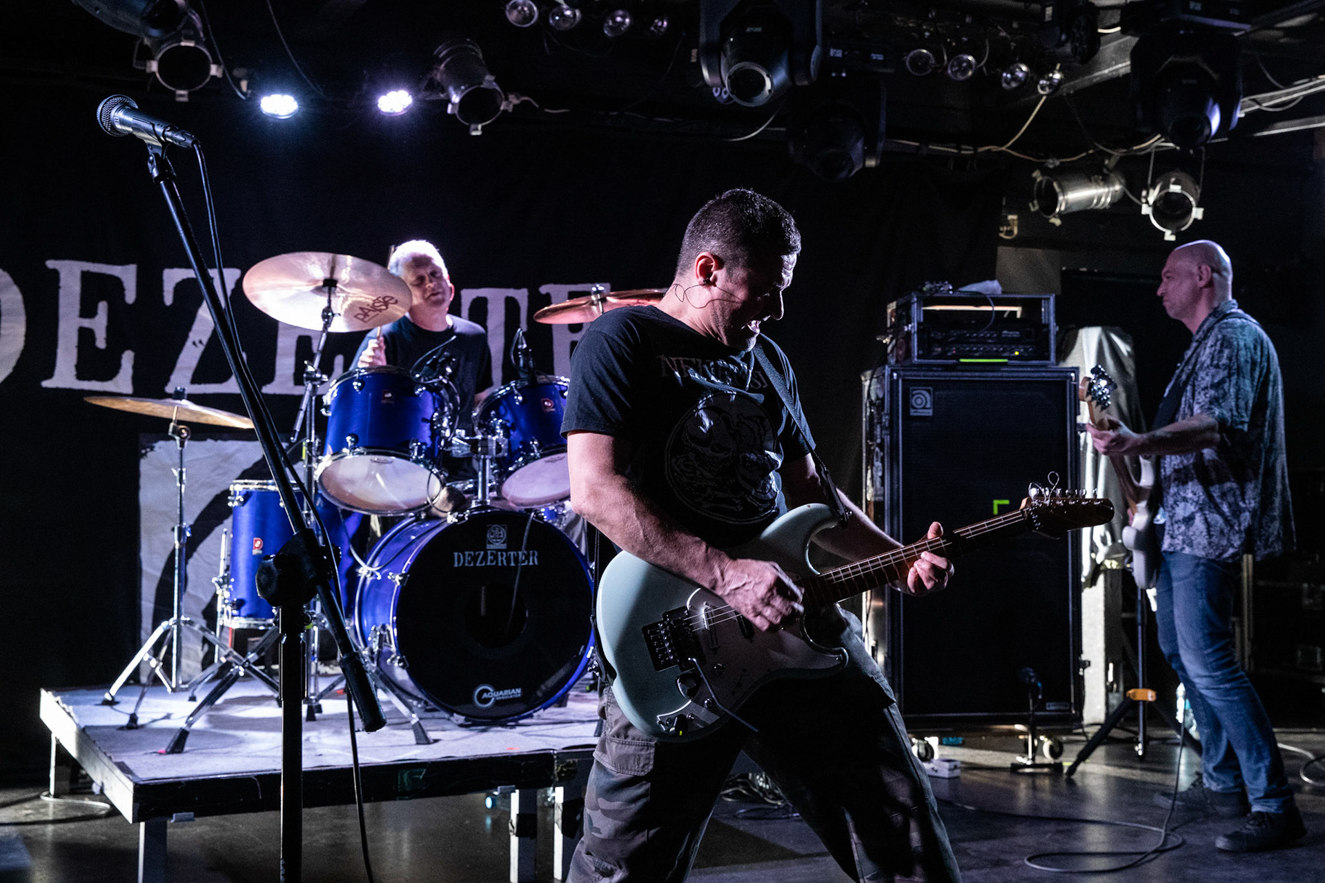 8.12.2018r Dezerter koncert Proxima, Robert Robal Matera gitara, wokal, Krzysztof Grabowski perkusja, fot. Andrzej Wasilkiewicz/Reporter