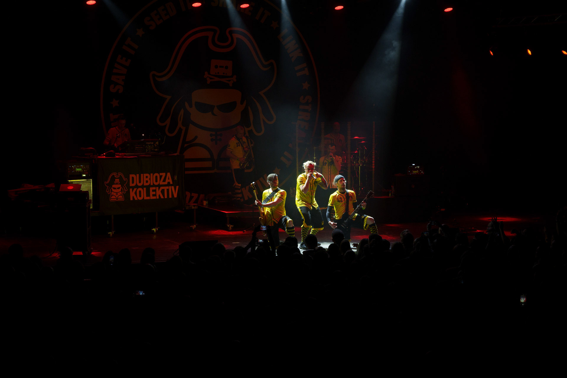 9.02.23 DUBIOZA KOLEKTIV - bosniacka grupa muzyczna, grajaca reggae, dub i rock. - Warszawa Progresja. Winiary Bookings.Fot. Andrzej Wasilkiewicz/Reporter