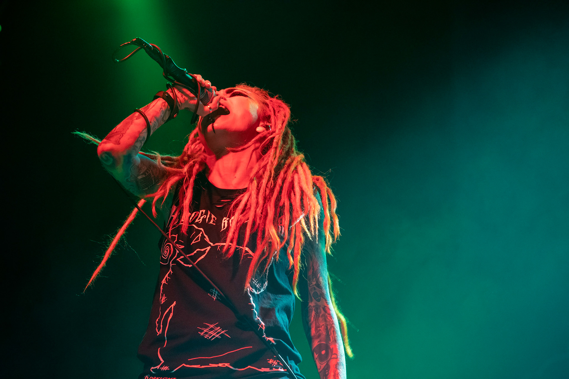 01.03.2019 Infected Rain- koncert warszawska Progresja, Infected Rain Moldovan nu metal, nu metalcore,
Vadim "Vidick" Ozhog - guitars, 
Vladimir Babici - bass, 
Serghei Babici - guitars, 
Eugen Voluta - drums,
Elena "Lena Scissorhands" Cataraga - vocals,