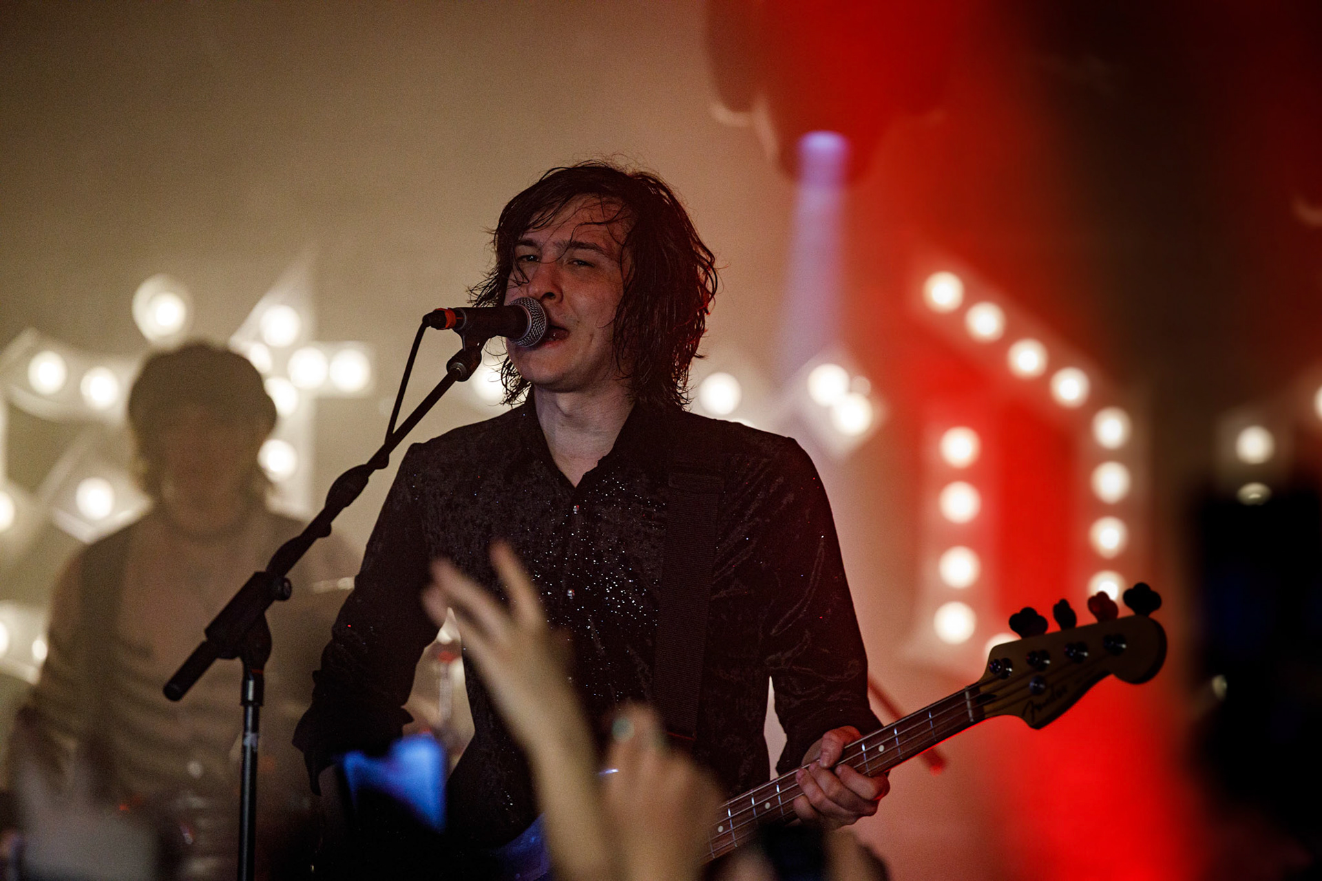 PALAYE ROYALE
The Bastards World Tour 2020: Europe.
Palaye Royal - Kanadyjski Fashion Art Rock Band,
nz. Remington Leith – Vocals,
nz. Sebastian Danzig – Guitar/Organ,
nz. Emerson Barrett - Drums,
Koncert w warszawskiej Proximie 10.03.2020
Sumerian Records, WiniaryBookings,
fot. Andrzej Wasilkiewicz/kaziq.com