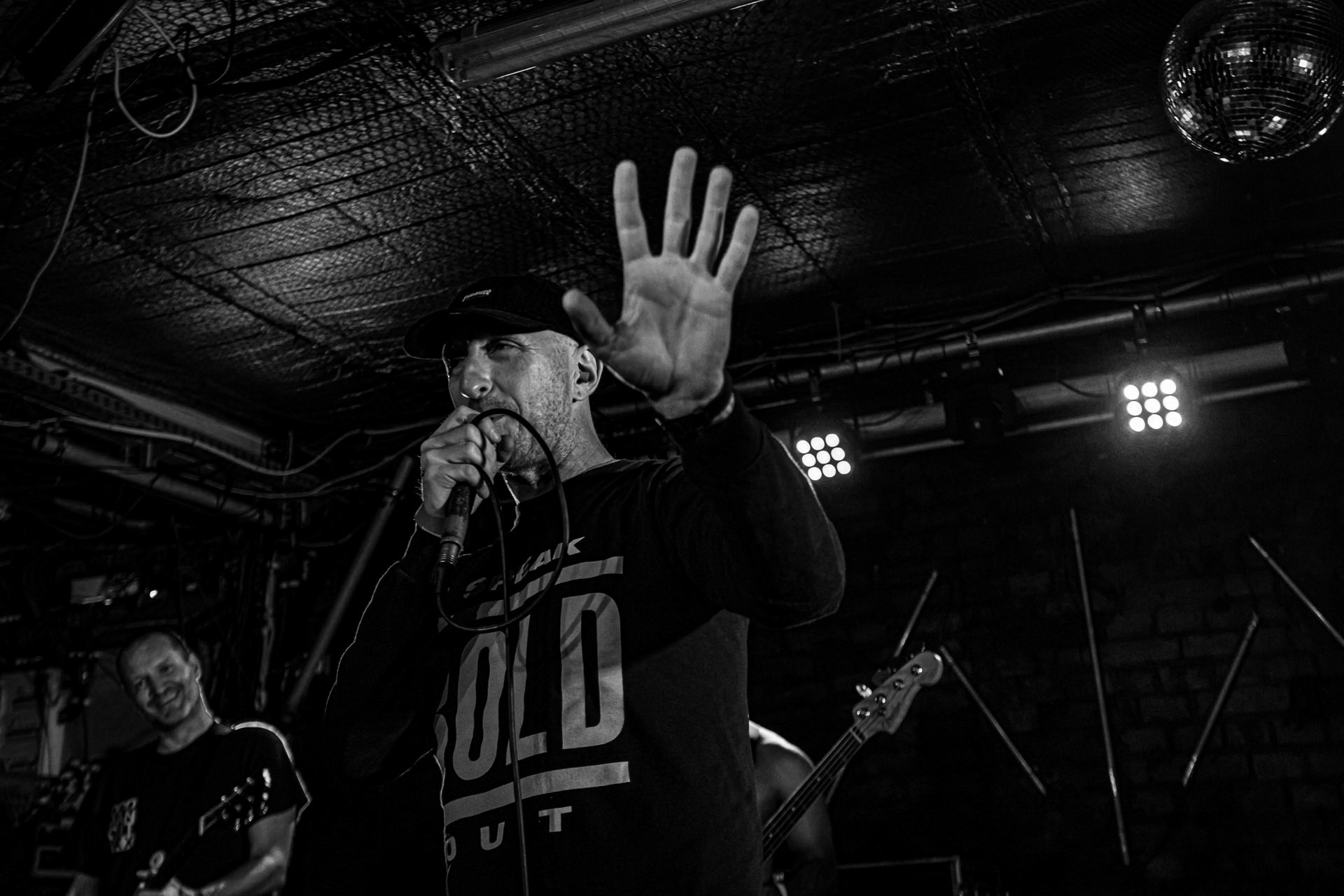 26.07.2022 CHANGE przed Youth of Today Warszawski koncert w Hydrozagadce. Produkcja WiniaryBookings. fot. Andrzej Wasilkiewicz/kaziq.com