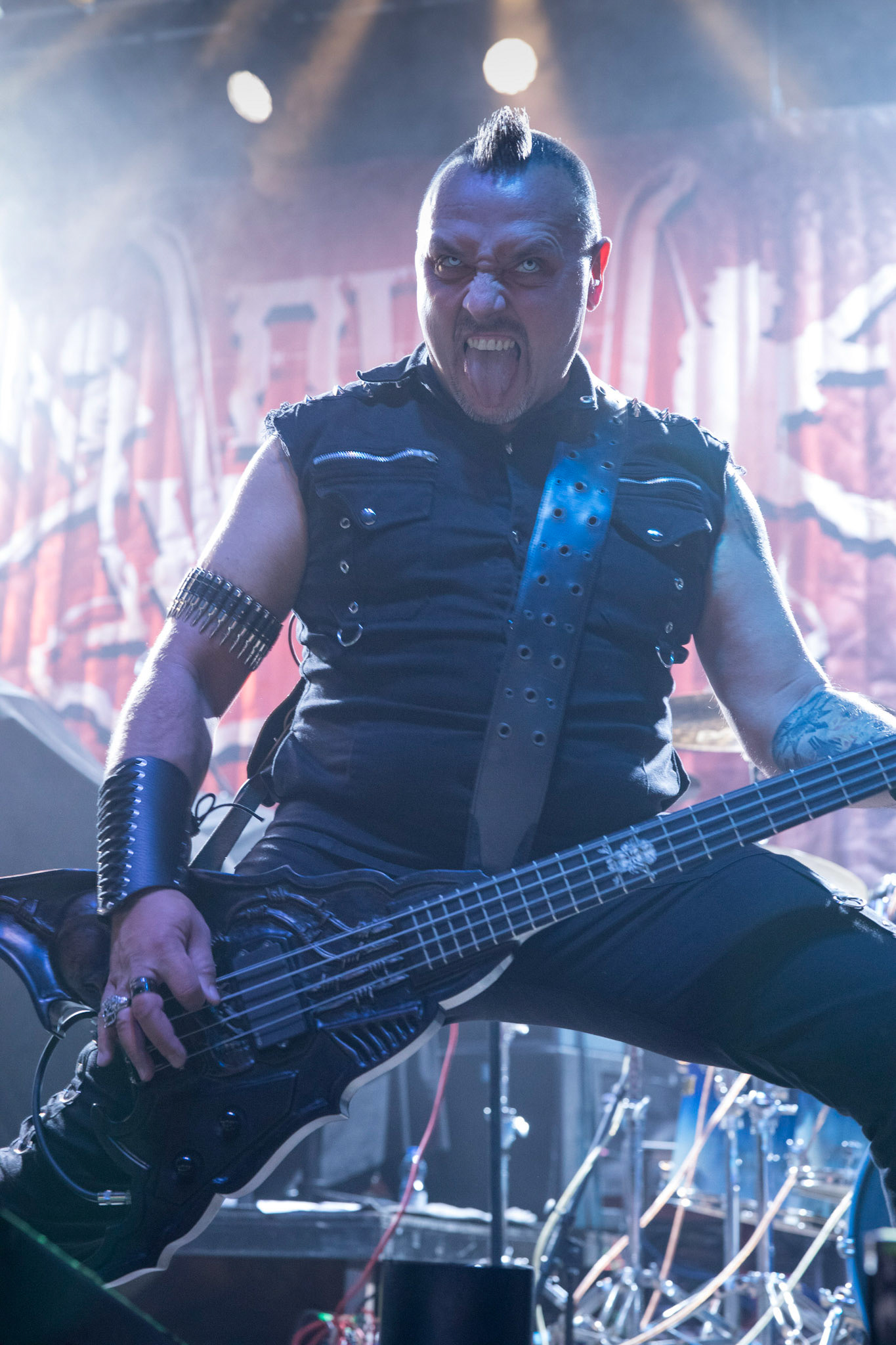 Legendy Metalu QUO VADIS - Thrash Metal - koncert Legendy Metalu w warszawskiej Progresji,
Tomasz "Skaya" Skuza - bass/vocal
Ian "Źdźbło" Bemolator- guitar
Mateusz "Matek" Lazar - guitar
Szymon "Sajmon" Synówka - drums
fot. Andrzej kaziq Wasilkiewicz