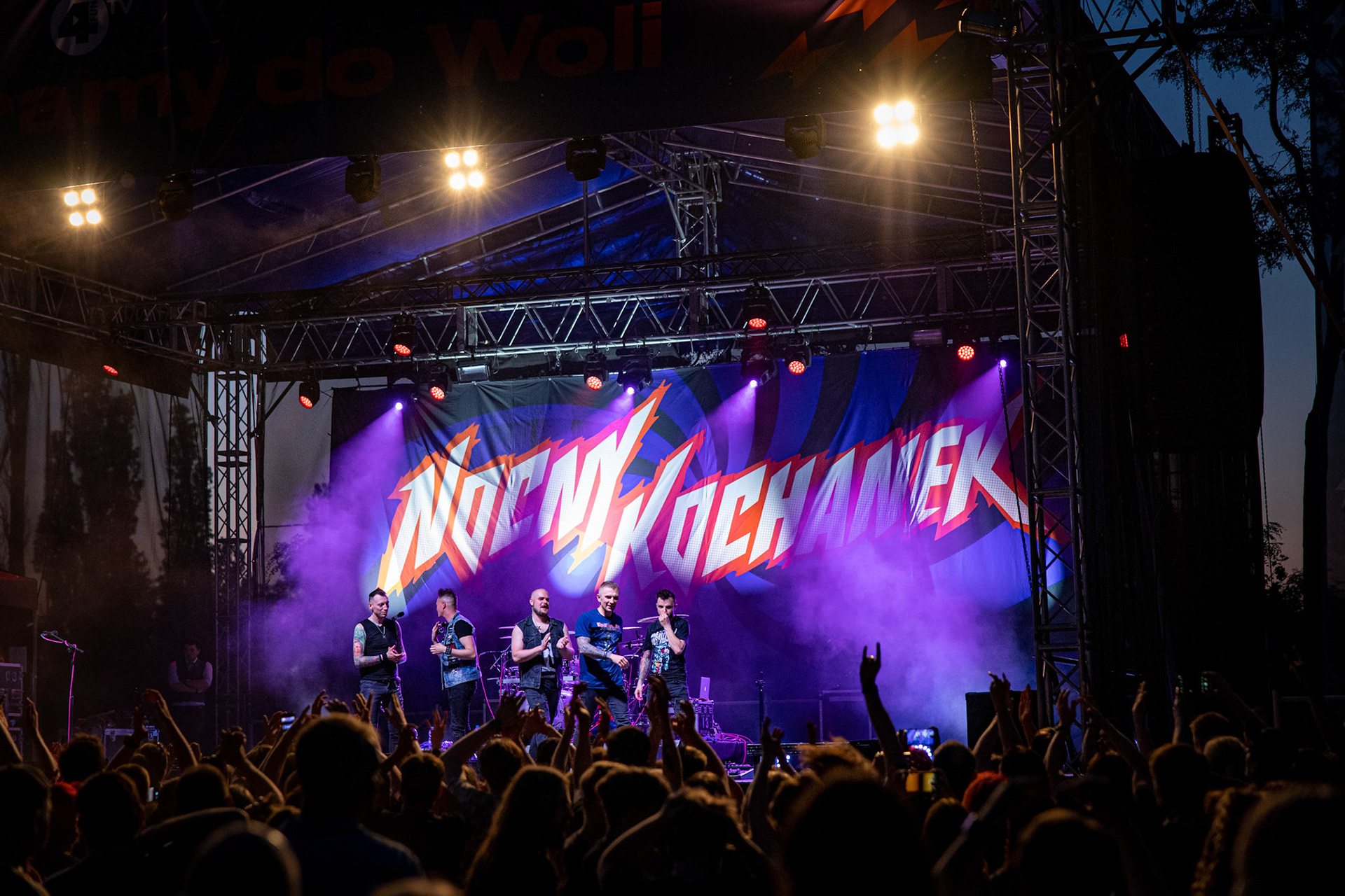 Nocny KochanekNocny Kochanek - koncert Warszawa Progresja,Gramy Do Woli, Zdrajcy Metalu, klasyczny heavy metal, alter ego Night Mistress.n/z Krzysiek Sokolowski – wokal,n/z Arkadiusz Majstrak – gitara,n/z Artur Pochwala – bas,n/z Robert Kazon Kazanowski – gitara,n/z Artur Zurek – perkusja,Fot. Andrzej Wasilkiewicz/Reporter