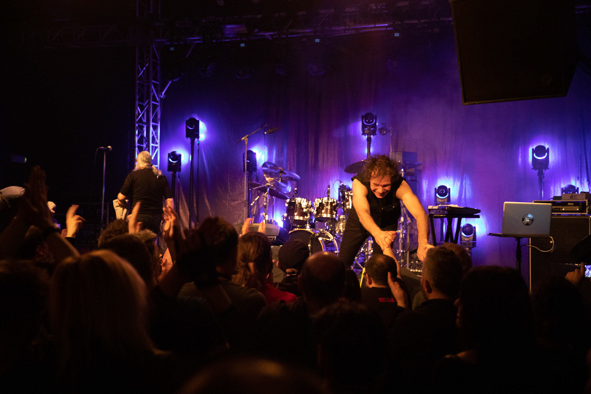 2.04.2019 THE YOUNG GODS (Szwajcaria) industrial, alternatywny rock, noise, ambient
Franz Treichler / Franz Muse, vocals, sampler, computer, guitars.
Cesare Pizzi sampler, computer.
Bernard Trontin drums, electronics.
Klub Kwadrat,
Knock Out Productions.