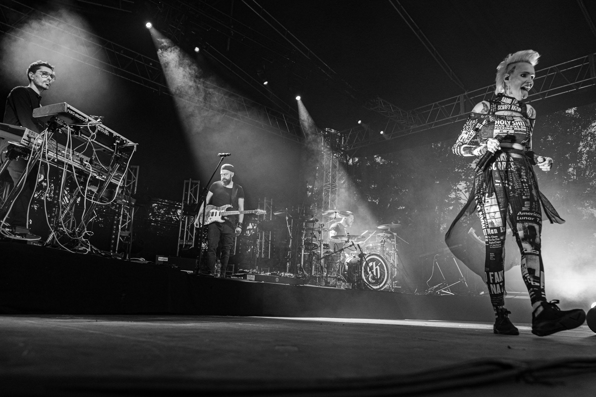 30.07.2021 Agnieszka Chylinska - koncert 25 lat na scenie! Warto bylo szalec. Warszawa Gramy do Woli Progresja.n/z Agnieszka Chylinska – wokal n/z Bartek Krolik – gitara basowa, klawisze,n/z Marek Piotrowski – instrumenty klawiszowe, n/z Maciej Maka – gitara,n/z Bartlomiej Szopix Czerniachowski - perkusja.Pop, pop-rock, hardrock, heavy metal,Fot. Andrzej Wasilkiewicz/Reporter