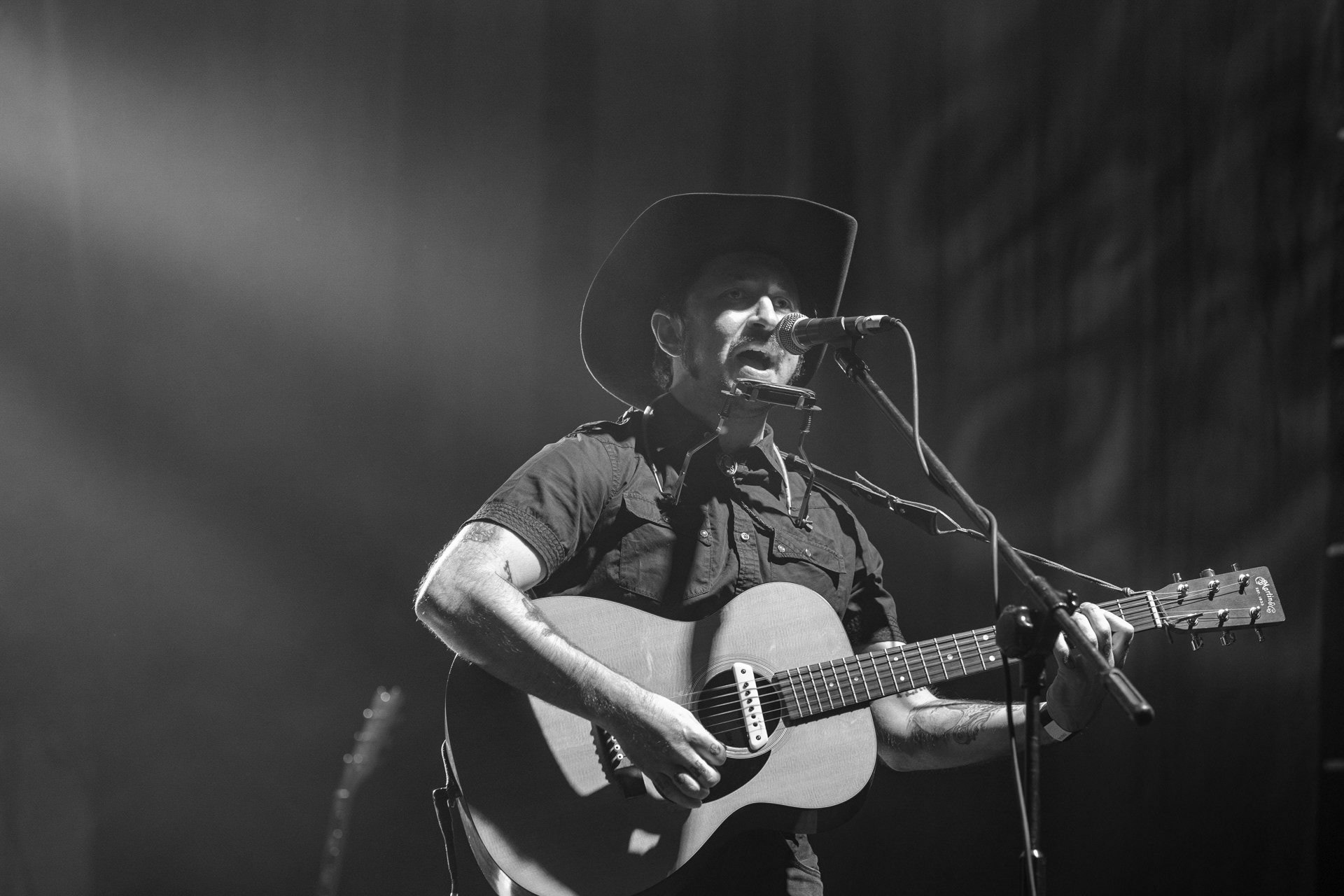 13.08.2021 koncert Me And That Man w Warszawie,Letnia scena Progresji, Gramy do Woli.n/z Sasha Boole - gitara, wokal,Fot. Andrzej Wasilkiewicz/Reporter