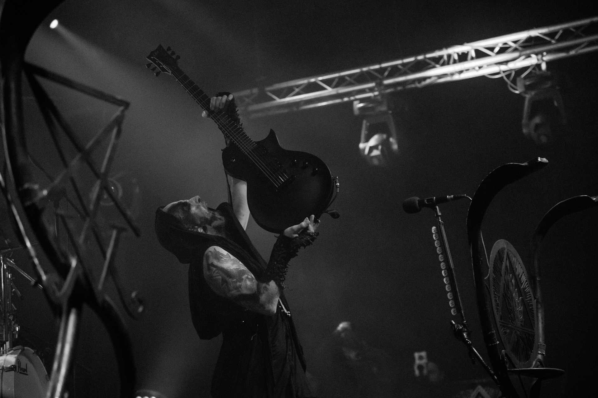 14.12.2018r. Behemoth koncert Merry Christless - Warszawa Progresja, Adam "Nergal" Darski – gitara, wokal prowadzący, 
Zbigniew "Inferno" Promiński – perkusja,
Tomasz "Orion" Wróblewski – gitara basowa, Patryk "Seth" Sztyber – gitara,  fot. Andrzej Wasilkiewicz/Reporter