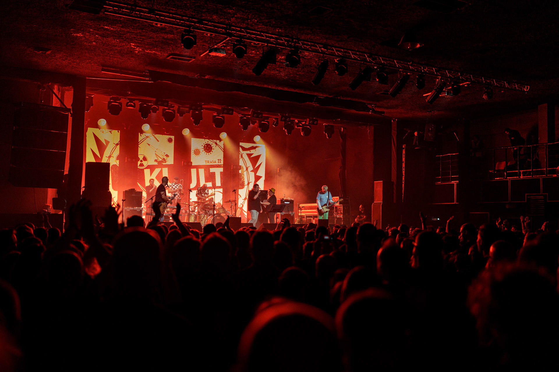 4.11.2022 KULT - Pomaranczowa Trasa 2022 - Warszawa Stodola, Rock, rock progresywny, rock alternatywny, punk, nowa fala, polski rock. fot. Andrzej Wasilkiewicz/Reporter