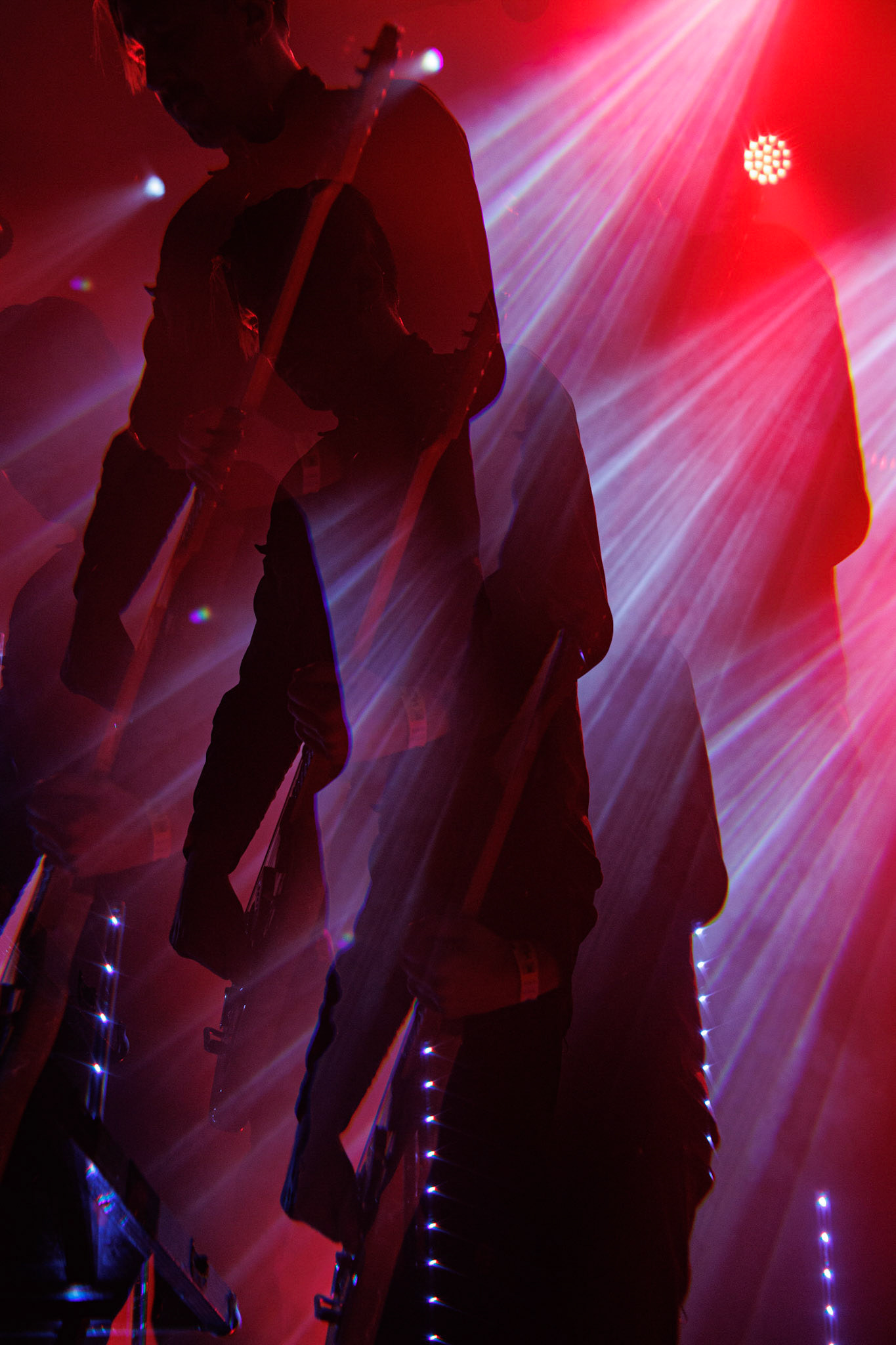 27.11.2021 TIDES FROM NEBULA koncert, Warszawa klub Progresja,Knock Out Productions, Mystic Production,Post-rock, muzyka alternatywna, progresywny rock.n/z Maciej Karbowski – gitara, instrumenty klawiszowen/z Przemek Weglowski – gitara basowan/z Tomasz Stolowski – perkusjaFot. Andrzej Wasilkiewicz/Reporter