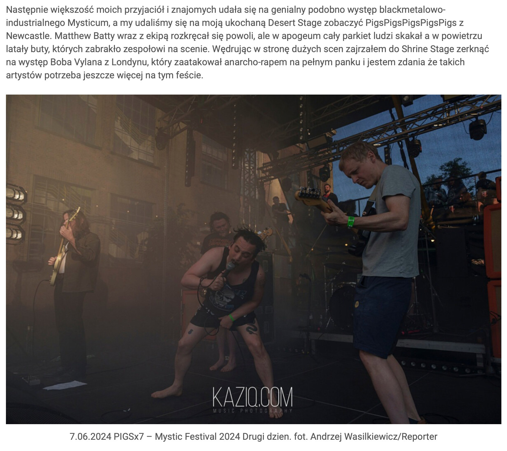 Matthew Batty wraz z ekipą rozkręcał się powoli, ale w apogeum cały parkiet ludzi skakał a w powietrzu latały buty, których zabrakło zespołowi na scenie. 