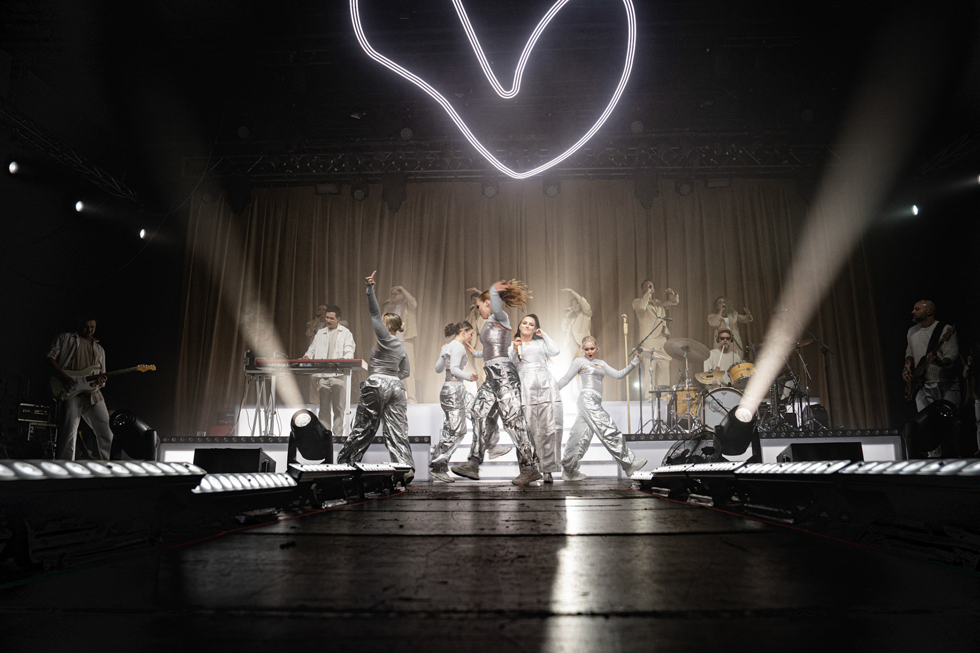 28.10.2023 Ewa Farna specjalny koncert urodzinowy Warszawa, Klubie PROGRESJA, fot. Andrzej Wasilkiewicz/Reporter