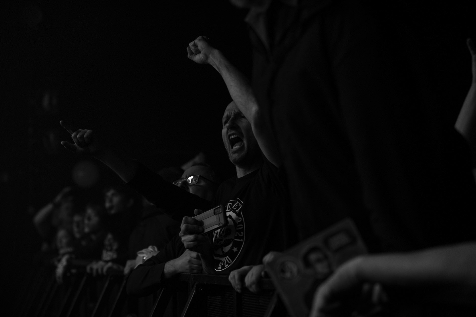 16.11.2021 Dezerter - 40 lecie,koncert Warszawa Palladium. N/z Robert Robal Matera gitara, N/z Krzysiek Grabowski perkusja,N/zJacek Chrzanowski bass, Dezerter, SS20, Punk, Punkrock, hardcore, rock.fot. Andrzej Wasilkiewicz/REPORTER