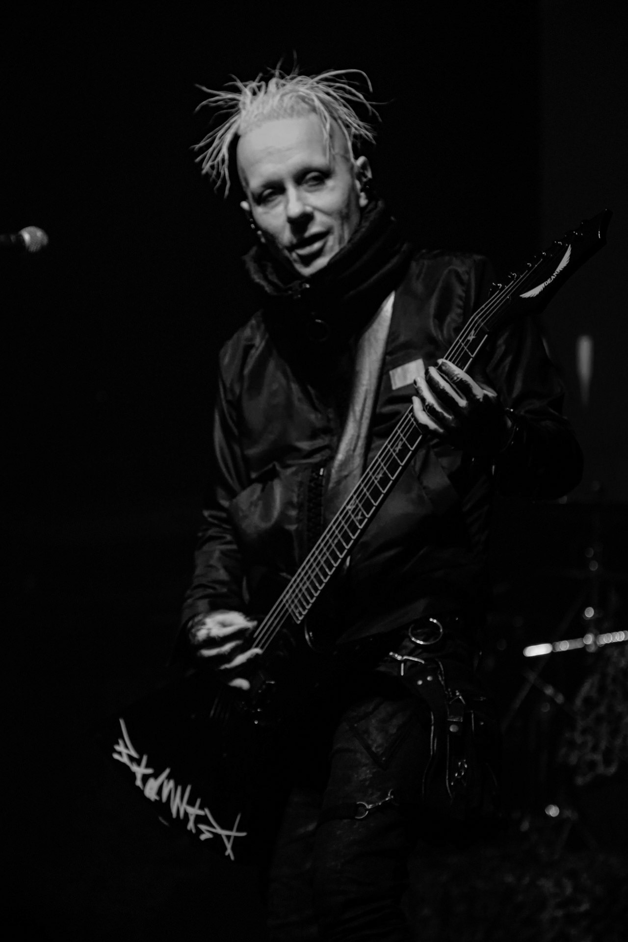 9.08.2022 FRONT LINE ASSEMBLY (Metropolis Records/Kanada) - Industrial/EBM - Warszawski koncert w Progresji.  WiniaryBookings,fot. Andrzej Wasilkiewicz/kaziq.com