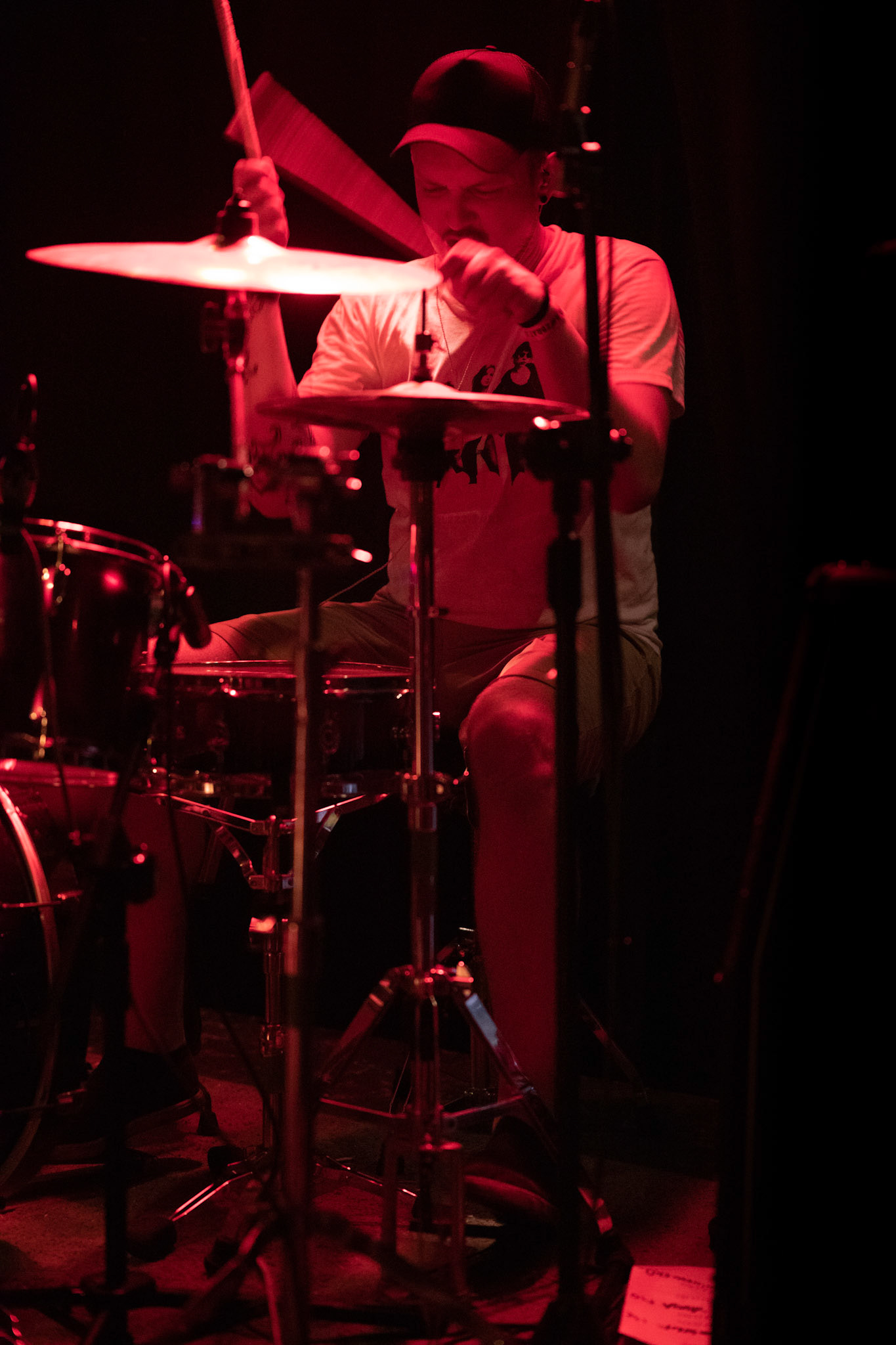 MISTER X Grodno,Białoruś - punk/oi/streetpunk
okręt flagowy białoruskiego street punka
wokalista Igor Bancer działacz Związku Polaków na Białorusi
koncert Warszawa, Pogłos, WiniaryBookings fot. Andrzej Wasilkiewicz/Reporter