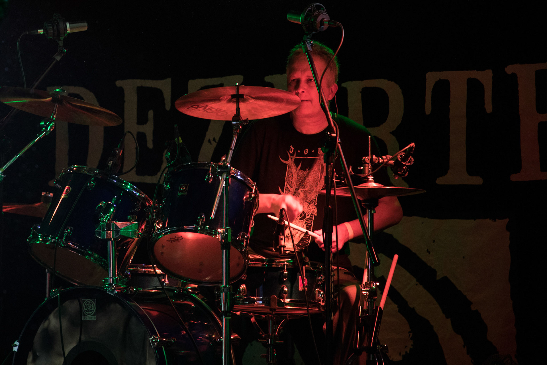 9.12.2017r Dezerter koncert Proxima, Robert Robal Matera gitara, wokal, Krzysztof Grabowski perkusja , Jacek Chrzanowski gitara basowa fot. Andrzej Wasilkiewicz/Reporter