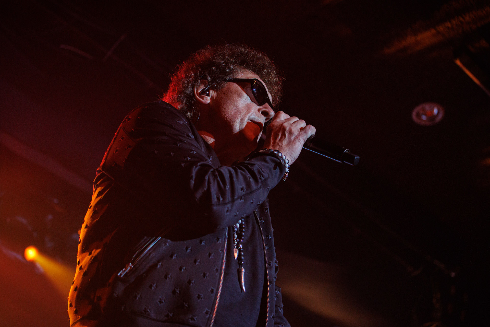 Koncerty Lady Pank - LP1 - w Klubie Stodola. LP1 - 35 lata od premiery albumu.n/z. Janusz Panasewicz – wokal, Fot. Andrzej kaziq Wasilkiewicz/Reporter