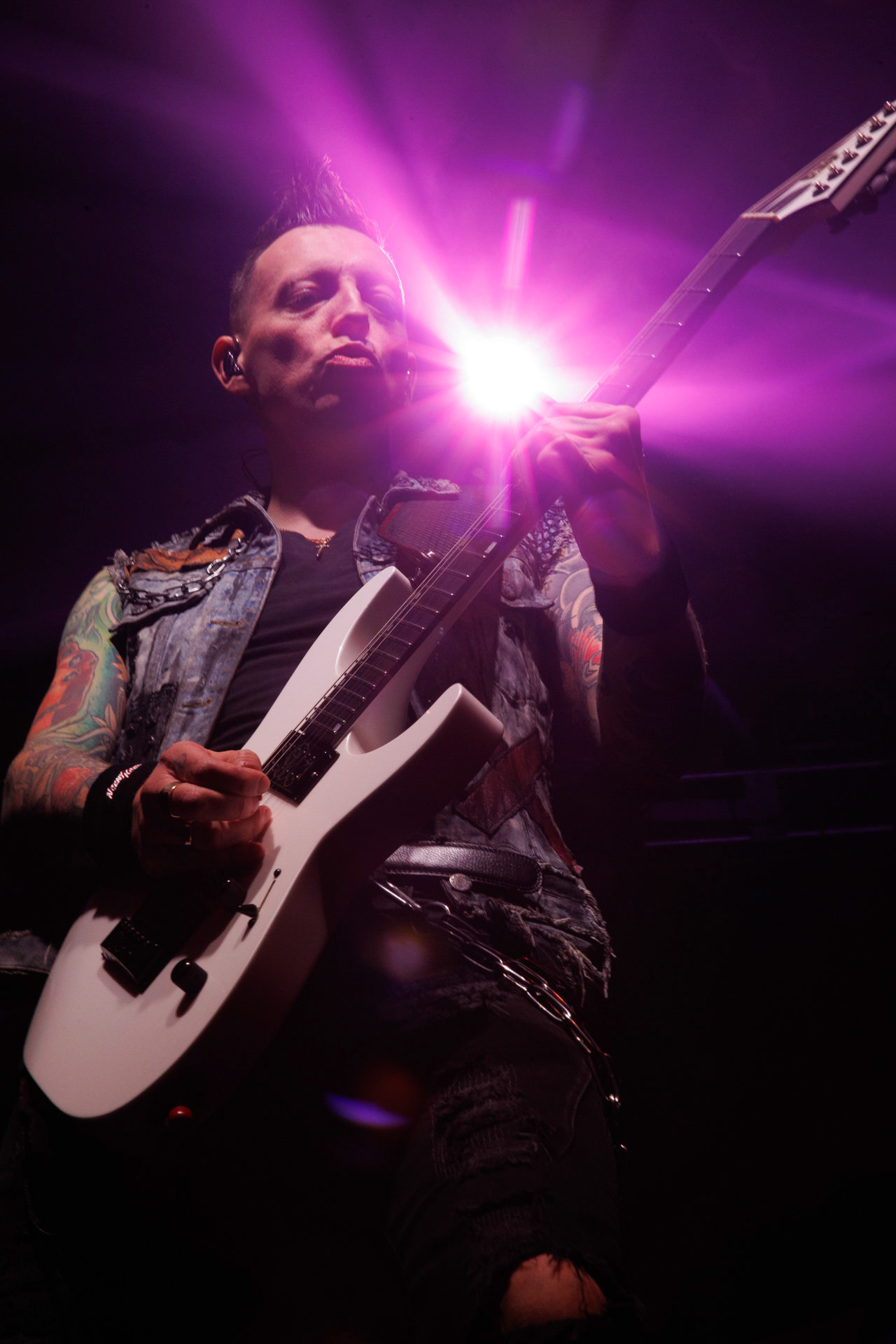 18.12.2021 Nocny Kochanek - Antysylwester Antyradia,18 lat klubu Progresja,Nocny Kochanek - koncert Warszawa,Progresja, Zdrajcy Metalu, klasyczny heavy metal, Alter Ego, Night Mistress.n/z Arkadiusz Majstrak – gitara, Fot. Andrzej Wasilkiewicz/Reporter