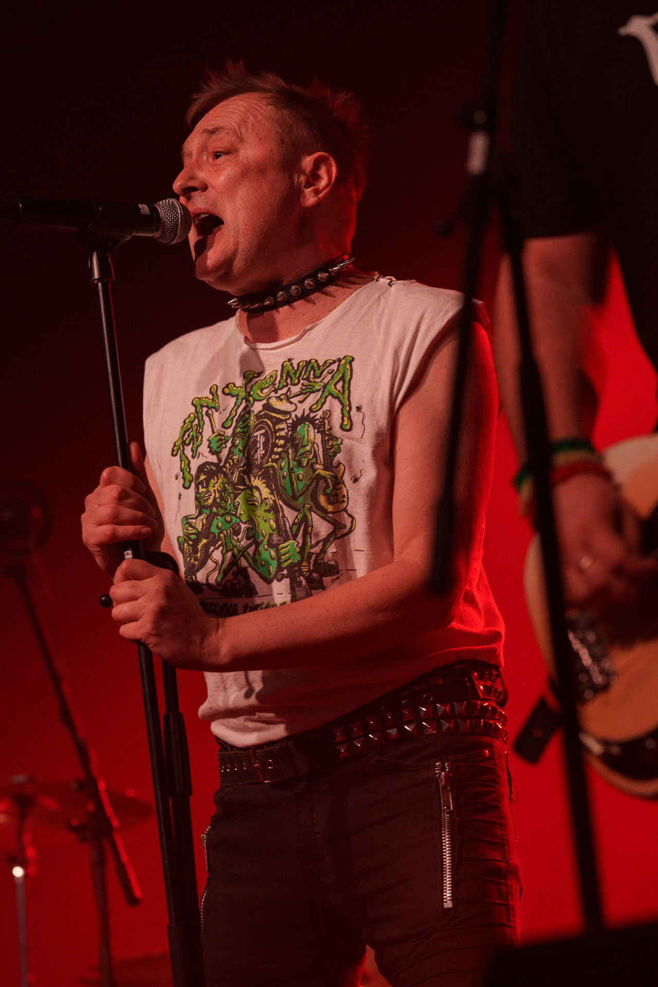 4.11.2022 TZN Xenna - warszawska grupa punkrockowa, wystapila przed KULTem w Warszawie, Klub Stodola,fot. Andrzej Wasilkiewicz/Reporter