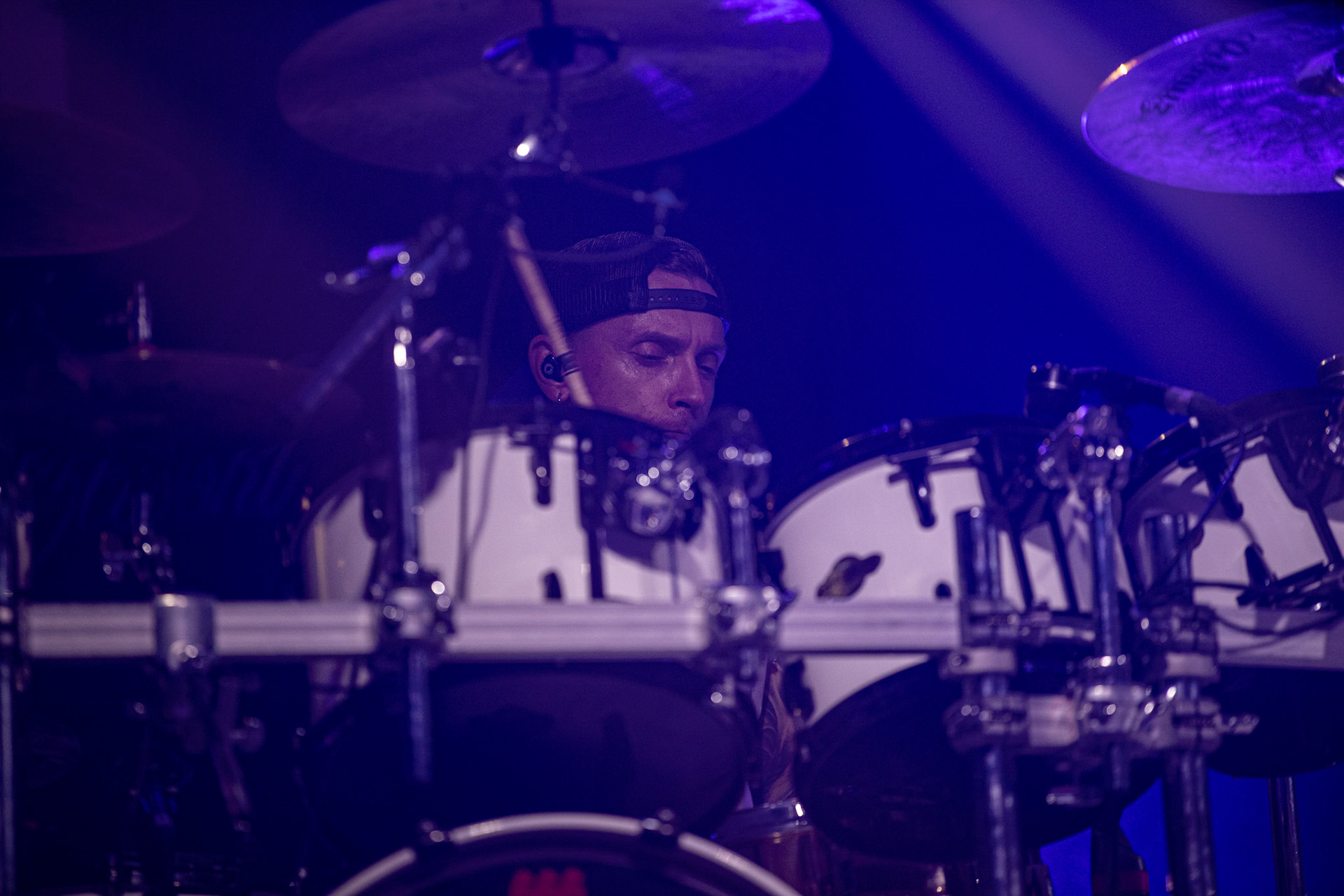 12.09.2021 - KAT i Roman Kostrzewski - koncert "Do zobaczenia w piekle" Wroclaw, Centrum Koncertowe A2.  Jacek Nowak – perkusja,fot. Andrzej kaziq Wasilkiewicz