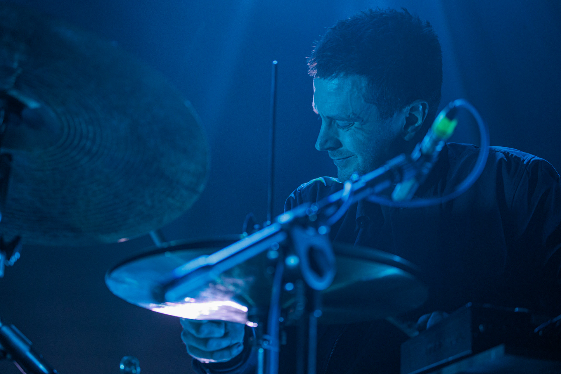 26.04.2022 Portico Quartet Jazz, ambient, electronic, hang. Warszawska Progresja.Portico Quartet to instrumentalny zespol z Londynu w Wielkiej Brytanii. n/z Duncan Bellamy - drums and electronics,Produkcja Winiary Bookings fot. Andrzej Wasilkiewicz/Reporter