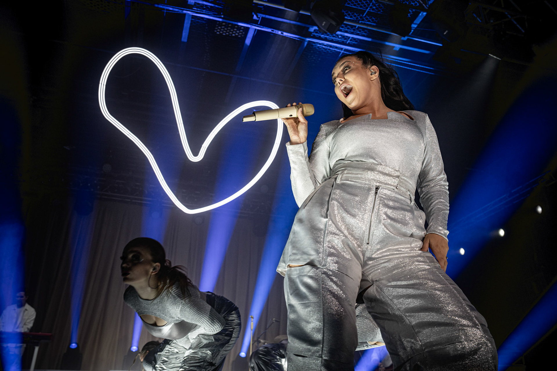 28.10.2023 Ewa Farna specjalny koncert urodzinowy Warszawa, Klubie PROGRESJA, fot. Andrzej Wasilkiewicz/Reporter