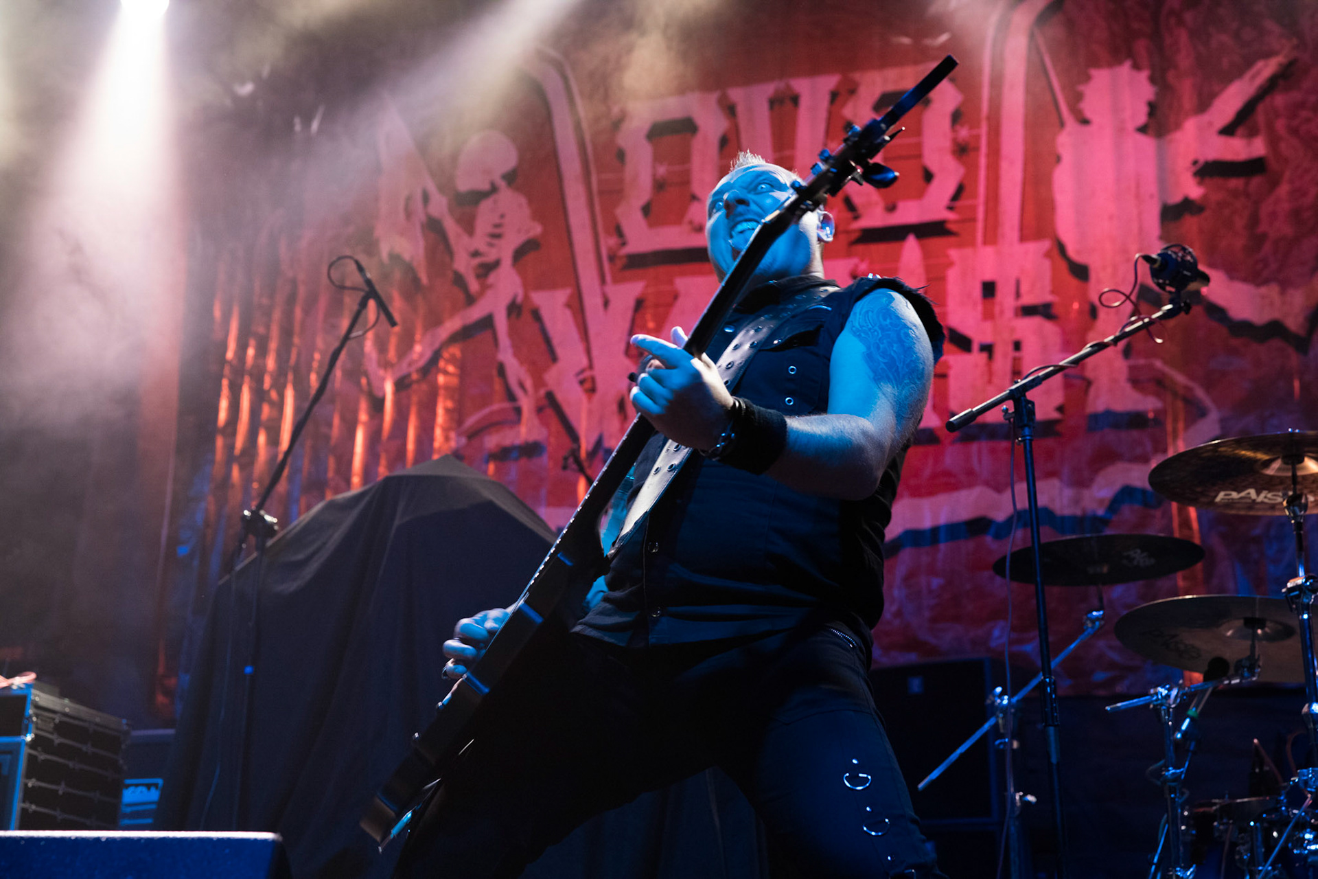 Legendy Metalu QUO VADIS - Thrash Metal - koncert Legendy Metalu w warszawskiej Progresji,
Tomasz "Skaya" Skuza - bass/vocal
Ian "Źdźbło" Bemolator- guitar
Mateusz "Matek" Lazar - guitar
Szymon "Sajmon" Synówka - drums
fot. Andrzej kaziq Wasilkiewicz