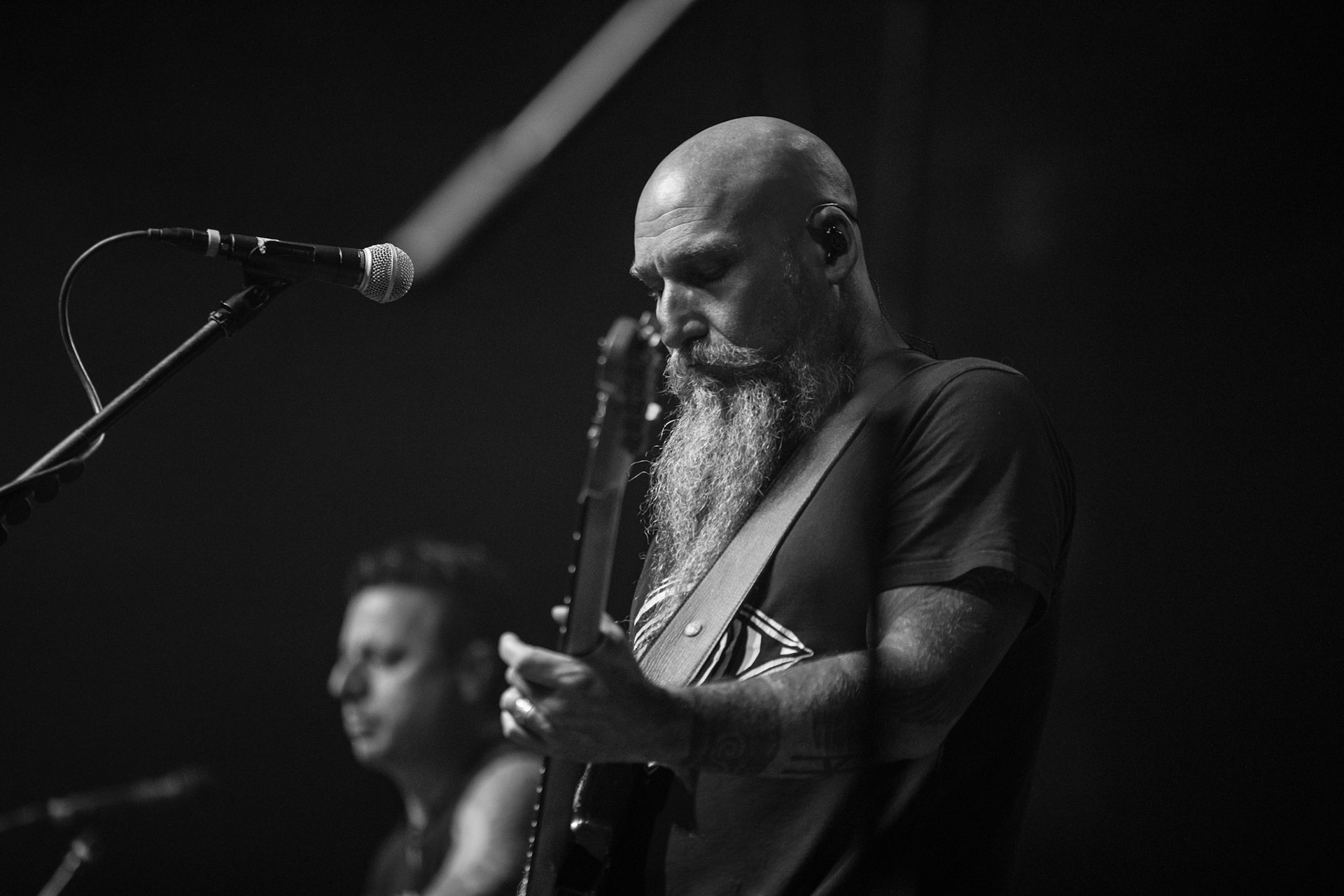 Neurosis - USA Oakland - pionierzy post metalu w warszawskiej Progresji, formacja kalifornijczyków napędzana przez Scott Kelly i Steve von Till wyszła od sluge metal, industrial, doom metal, hardcore punk, grunge, southern rock, po noise rock. Produkcja Knock Out Productions, fot. Andrzej kaziq Wasilkiewicz/Reporter